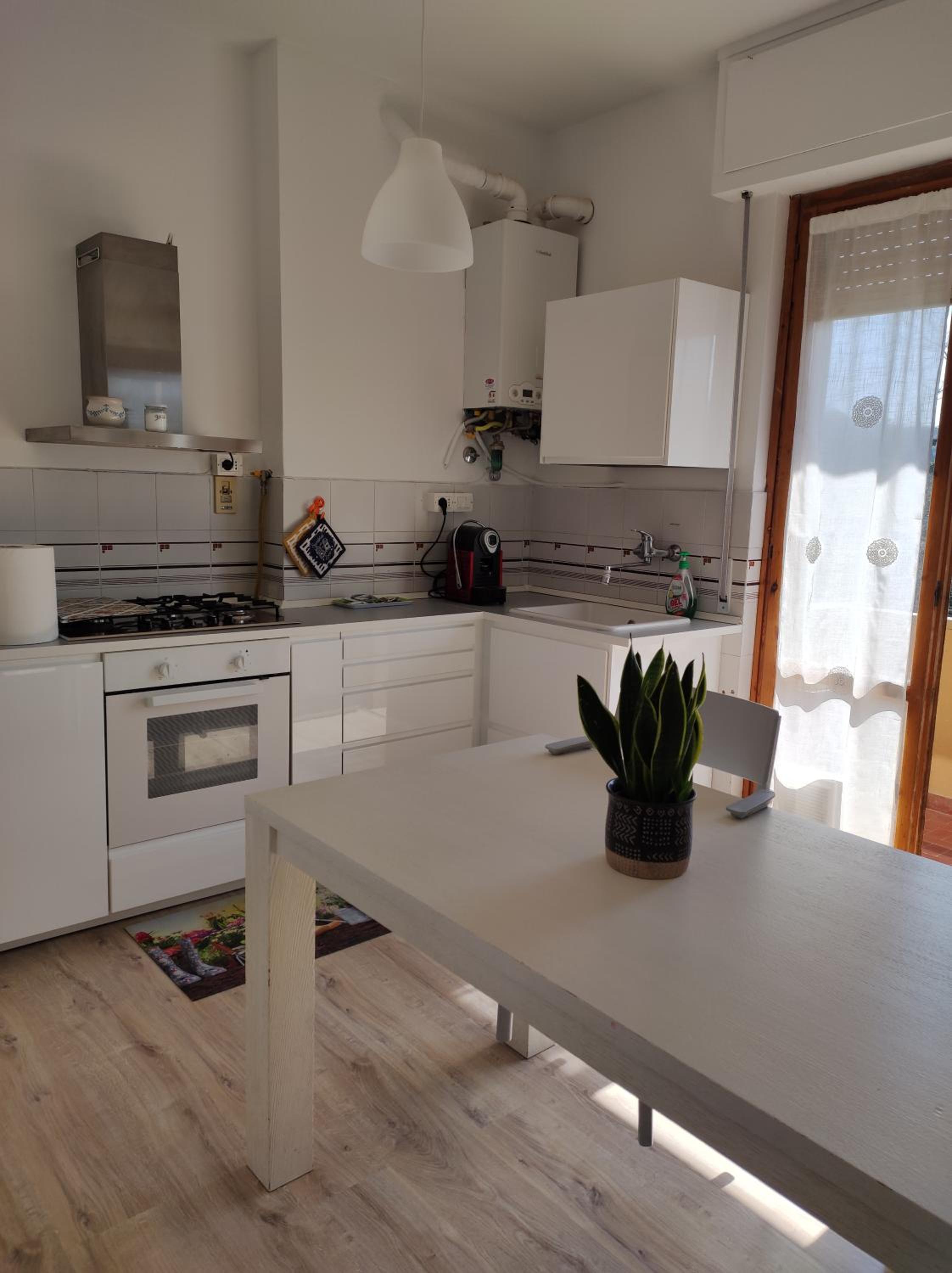 One-Bedroom Apartment - Photo 11