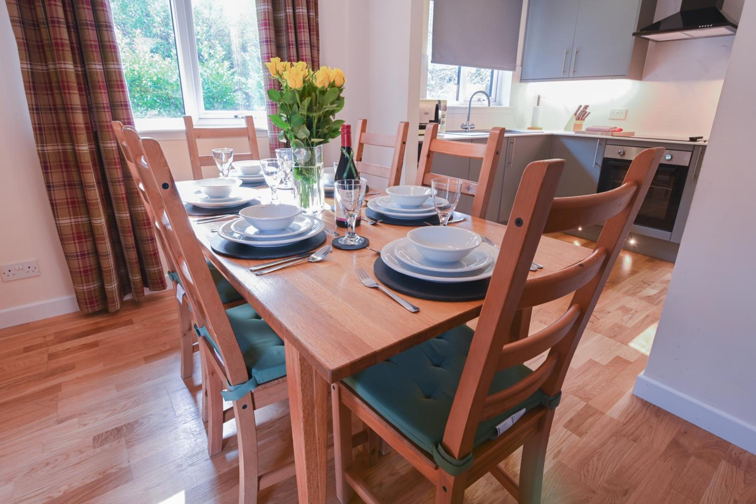 Three-Bedroom Lodge - Photo 7