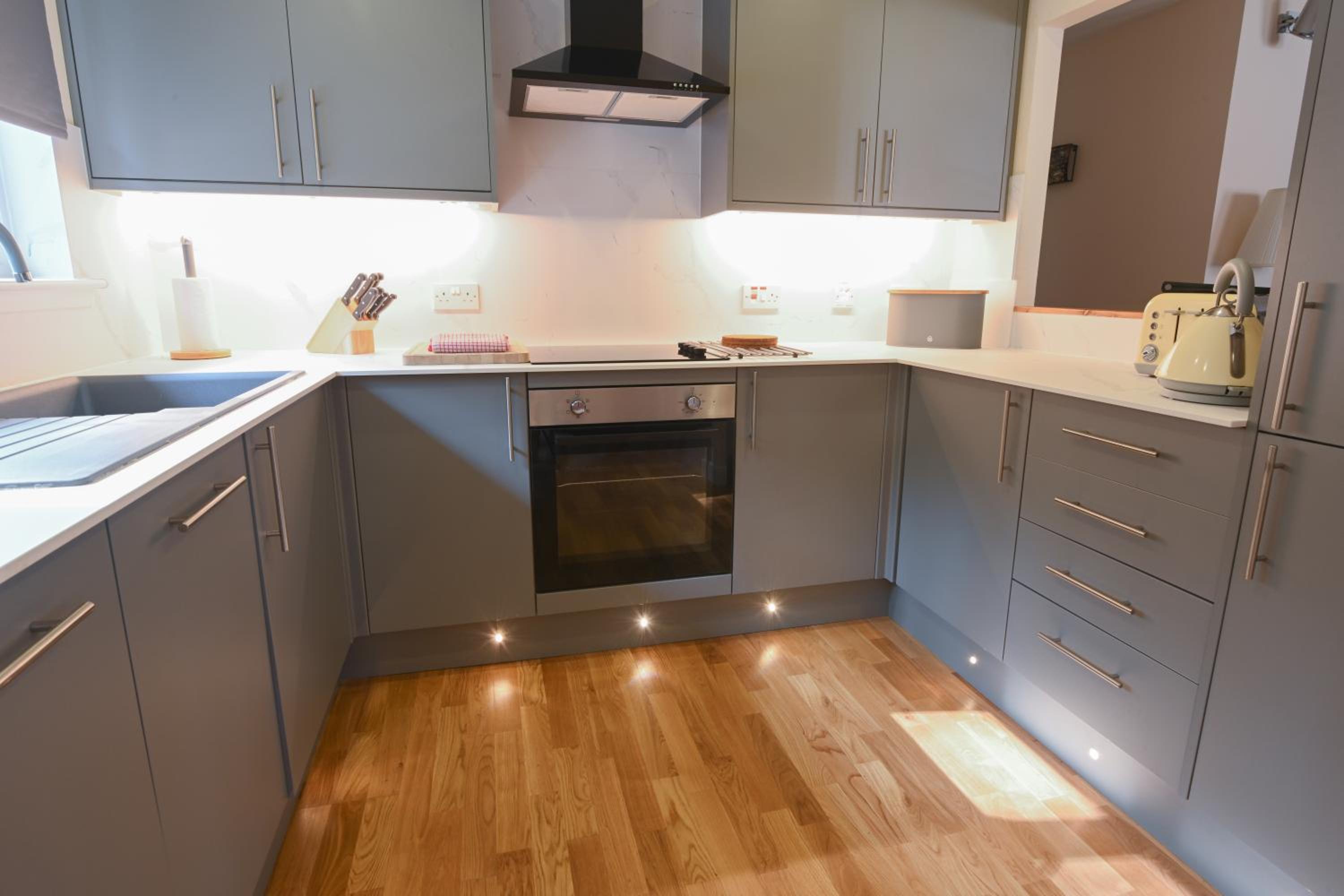 Three-Bedroom Lodge - Photo 43