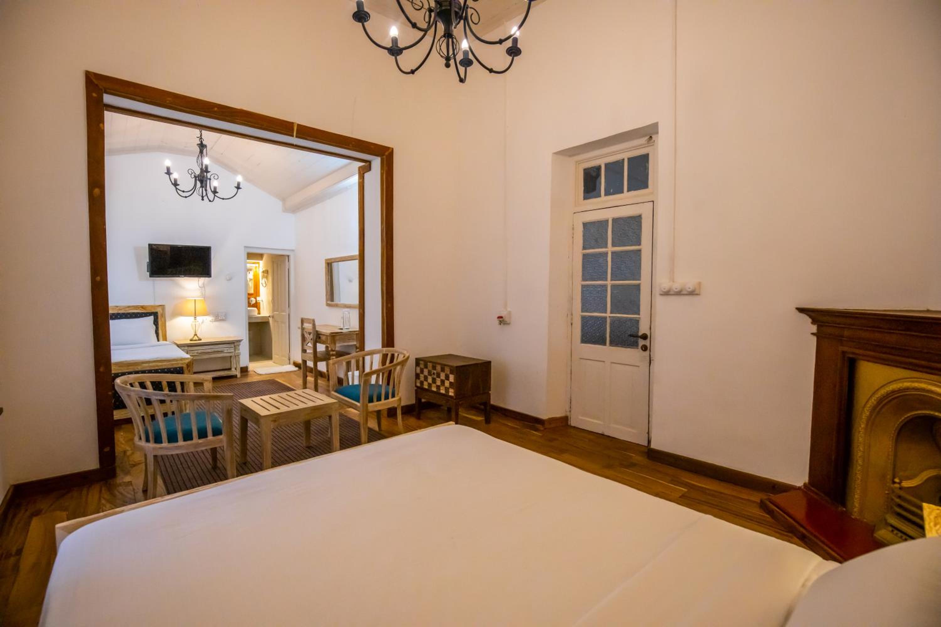 Deluxe Family Room - Photo 3