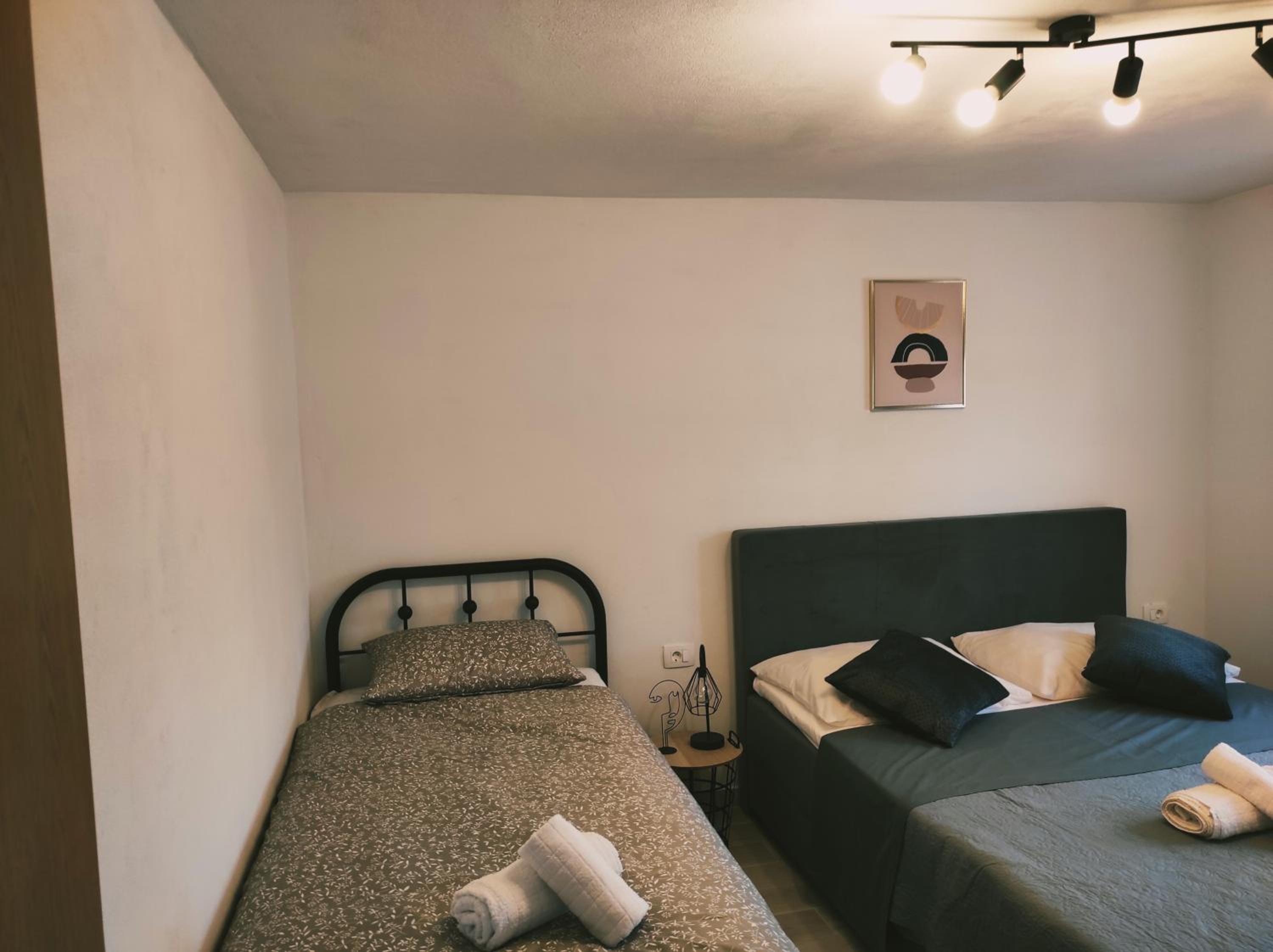 One-Bedroom Apartment photo 3