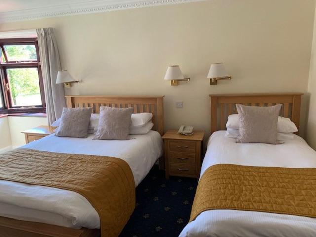 Standard Double/Twin Room - Photo 2