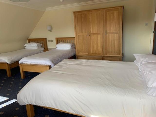 Standard Double/Twin Room - Photo 4