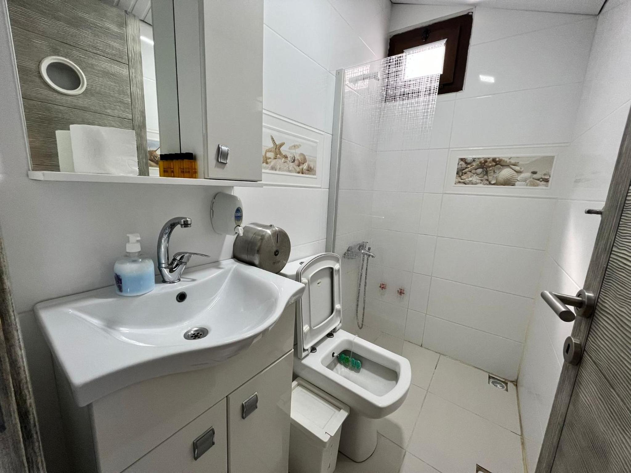 Double Room with Sea View photo 2