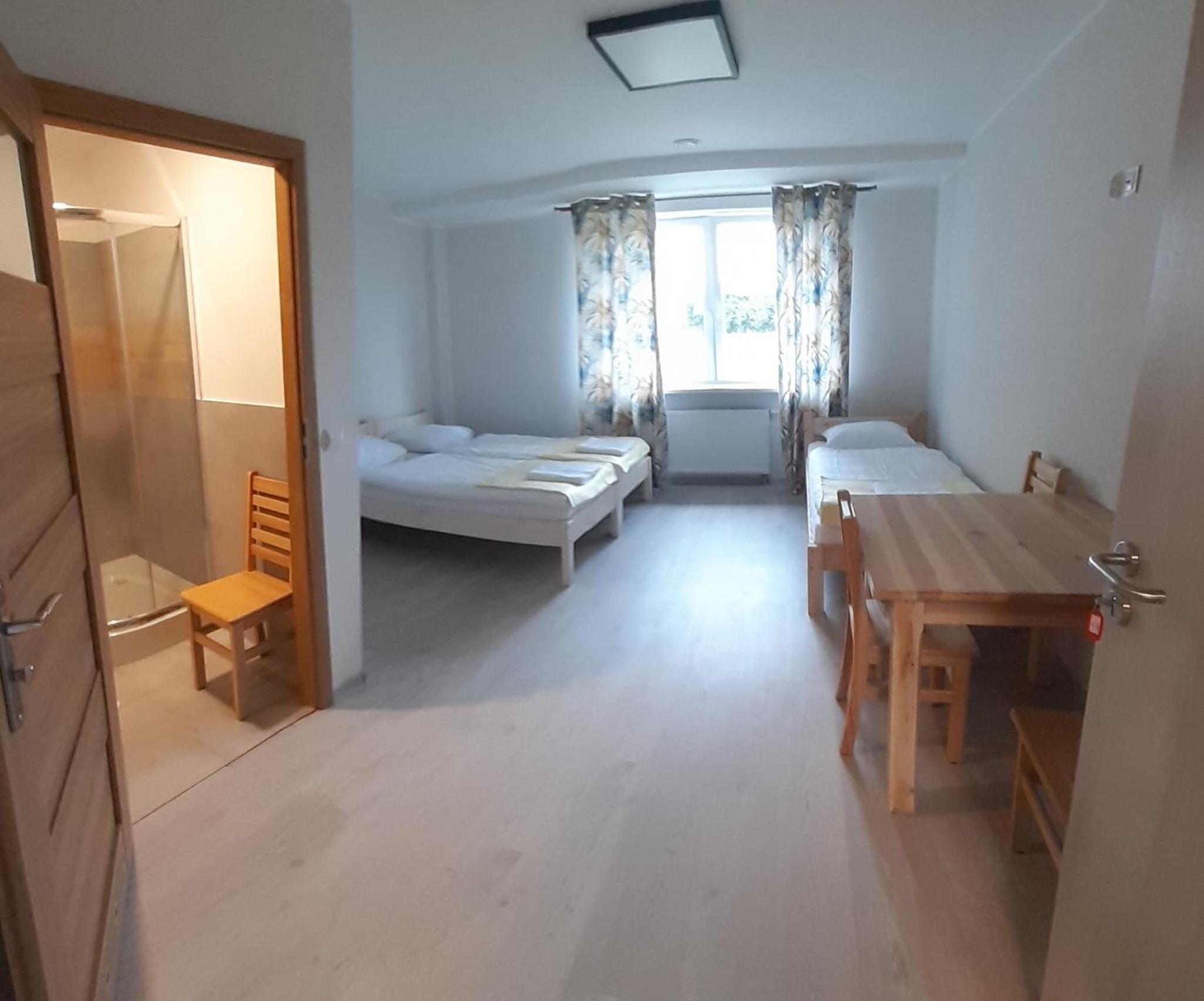 Triple Room - Photo 9