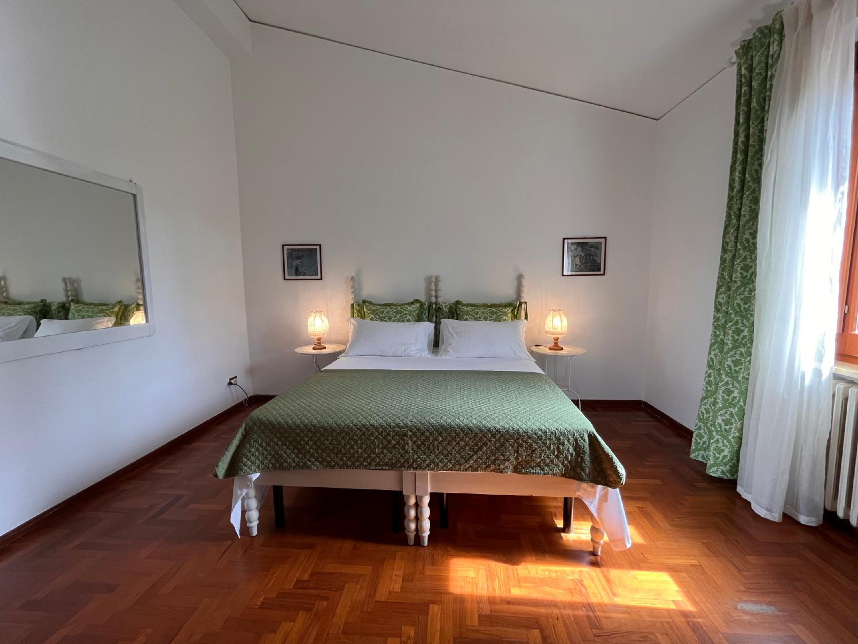 Double Room with Private Bathroom photo 3