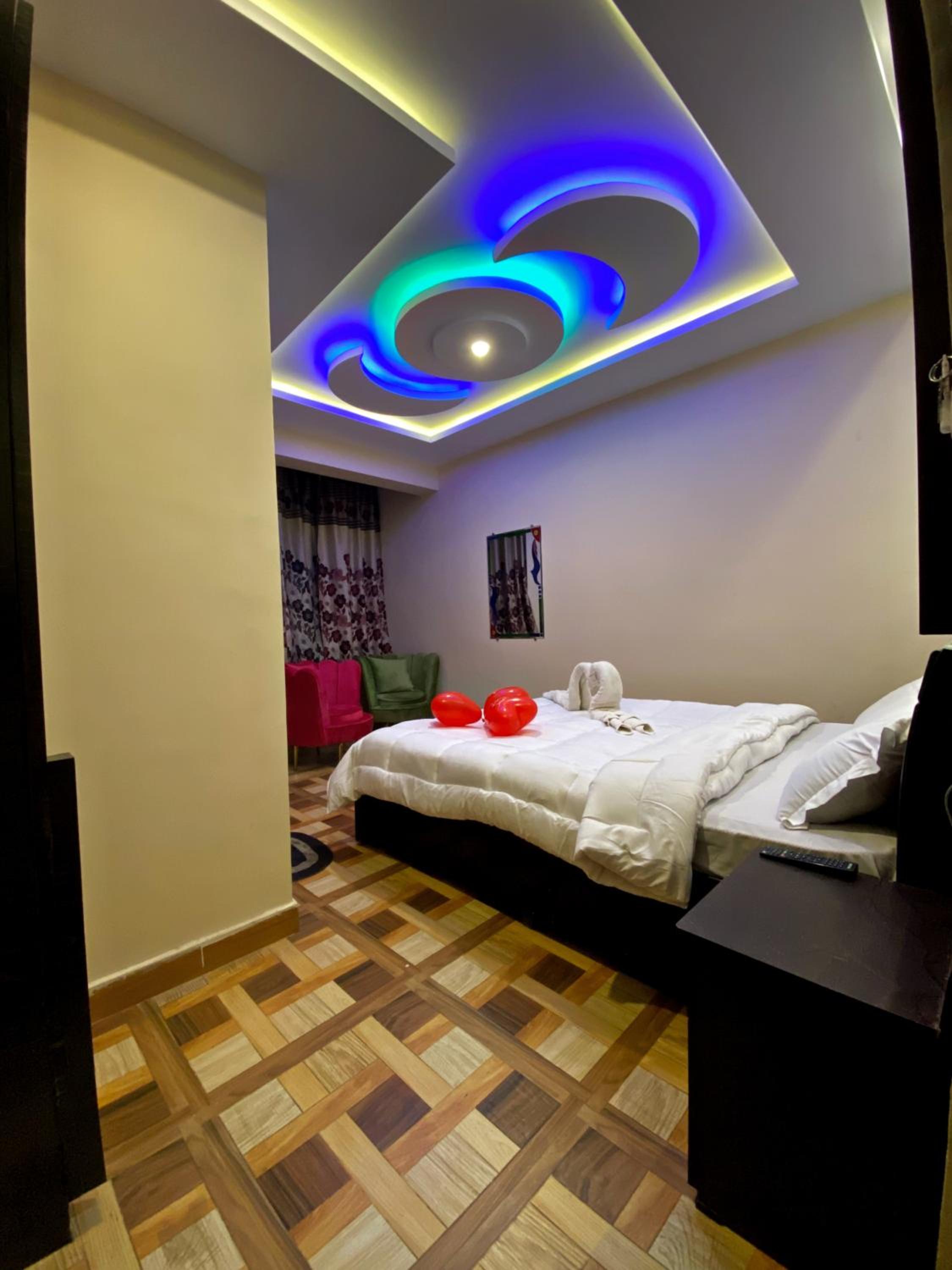 Deluxe Room - Photo 4