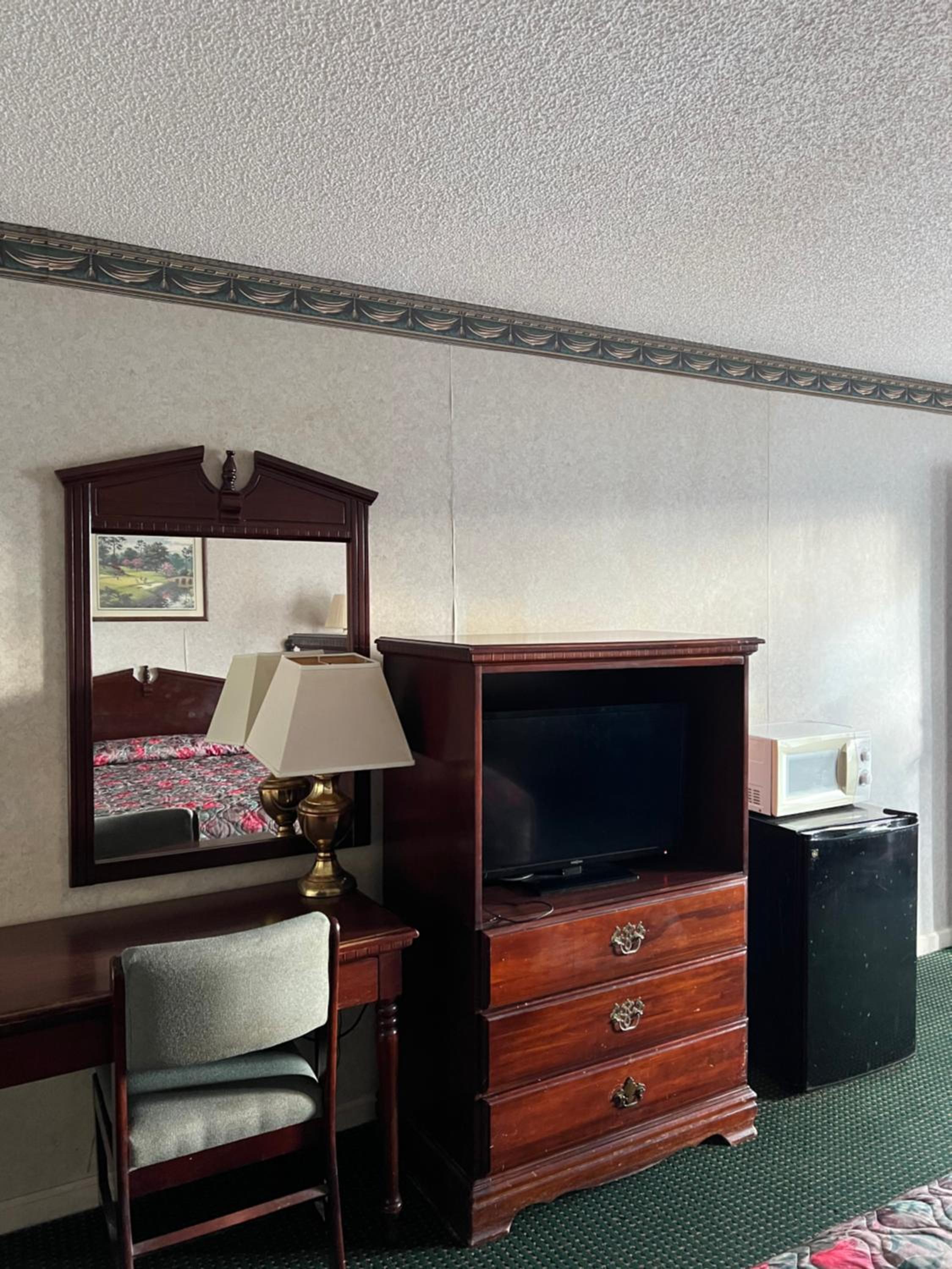 Standard King Room photo 1