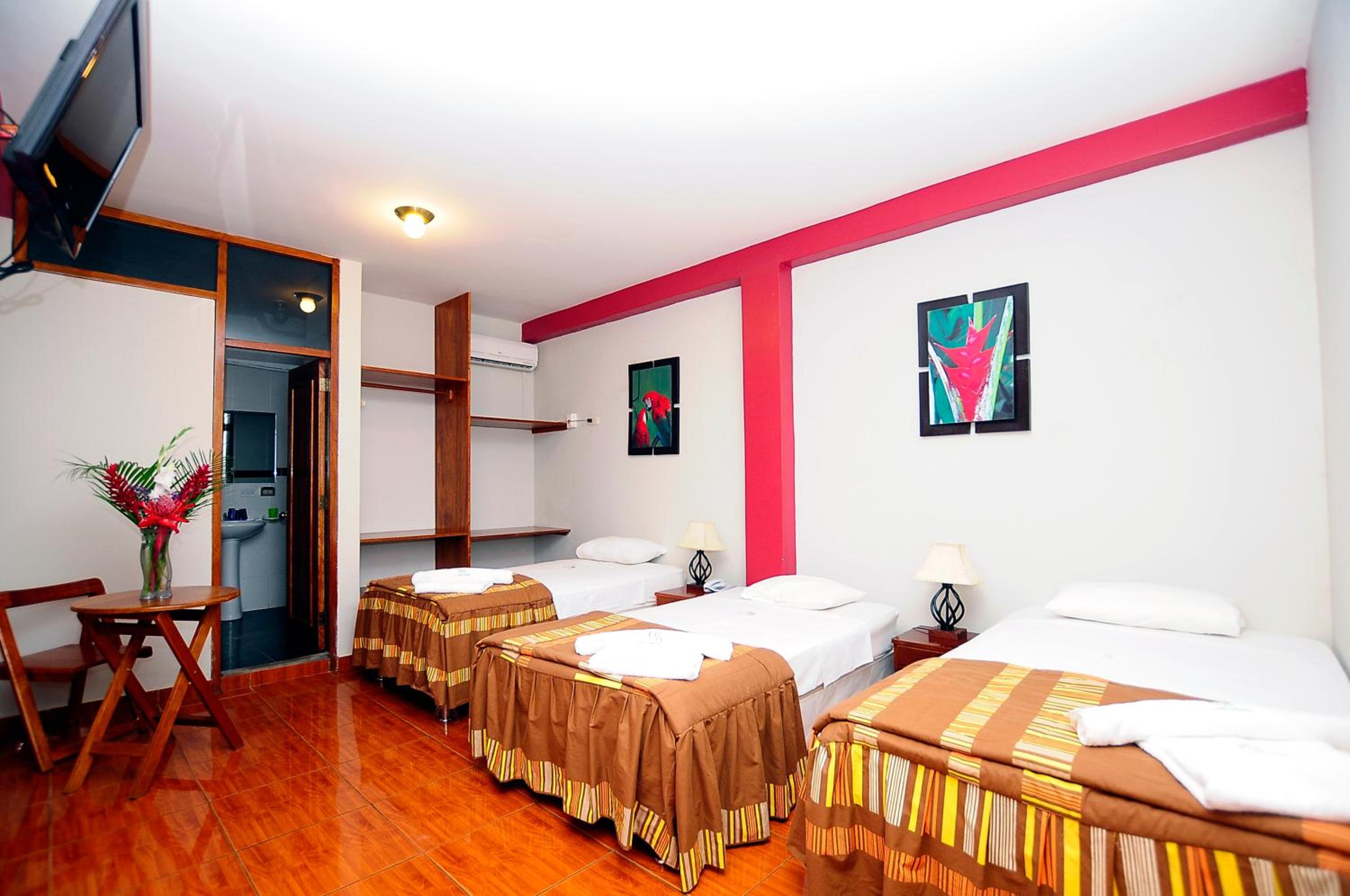 Standard Triple Room photo 3