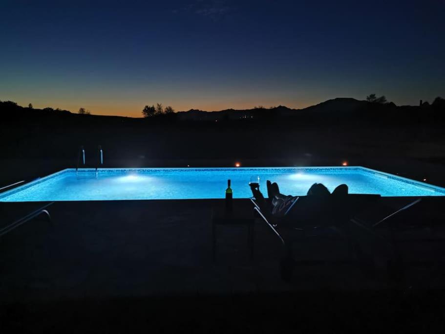 Villa with Private Pool - Photo 4