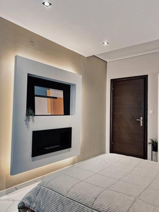 One-Bedroom Apartment - Photo 13