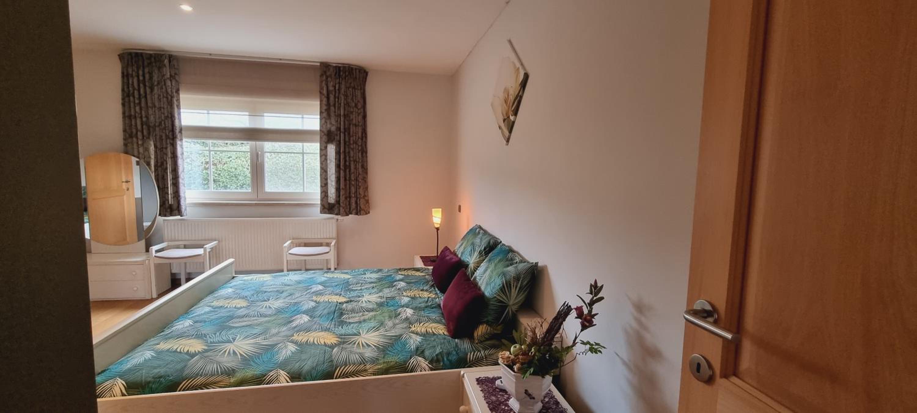 One-Bedroom Apartment photo 3
