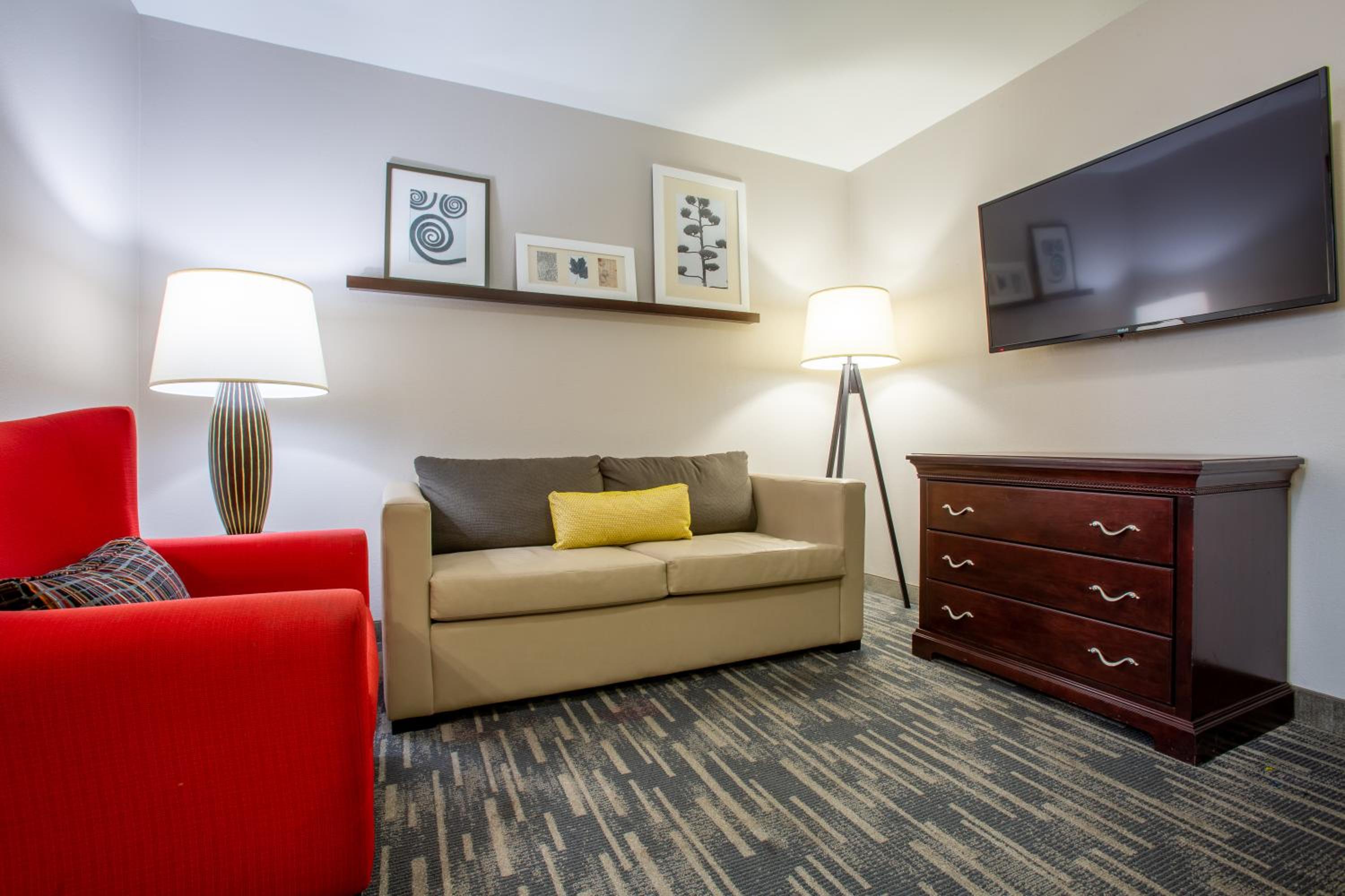 King Suite - Photo 3