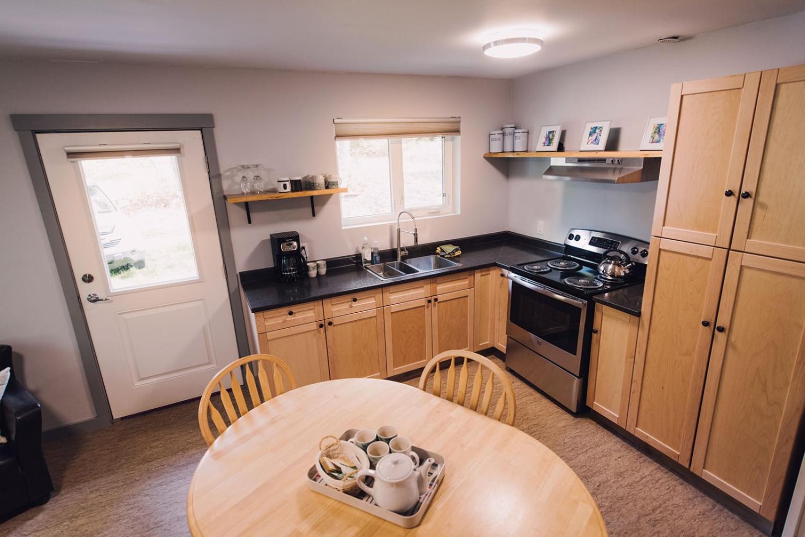 Two Bedroom Cabin - Photo 4