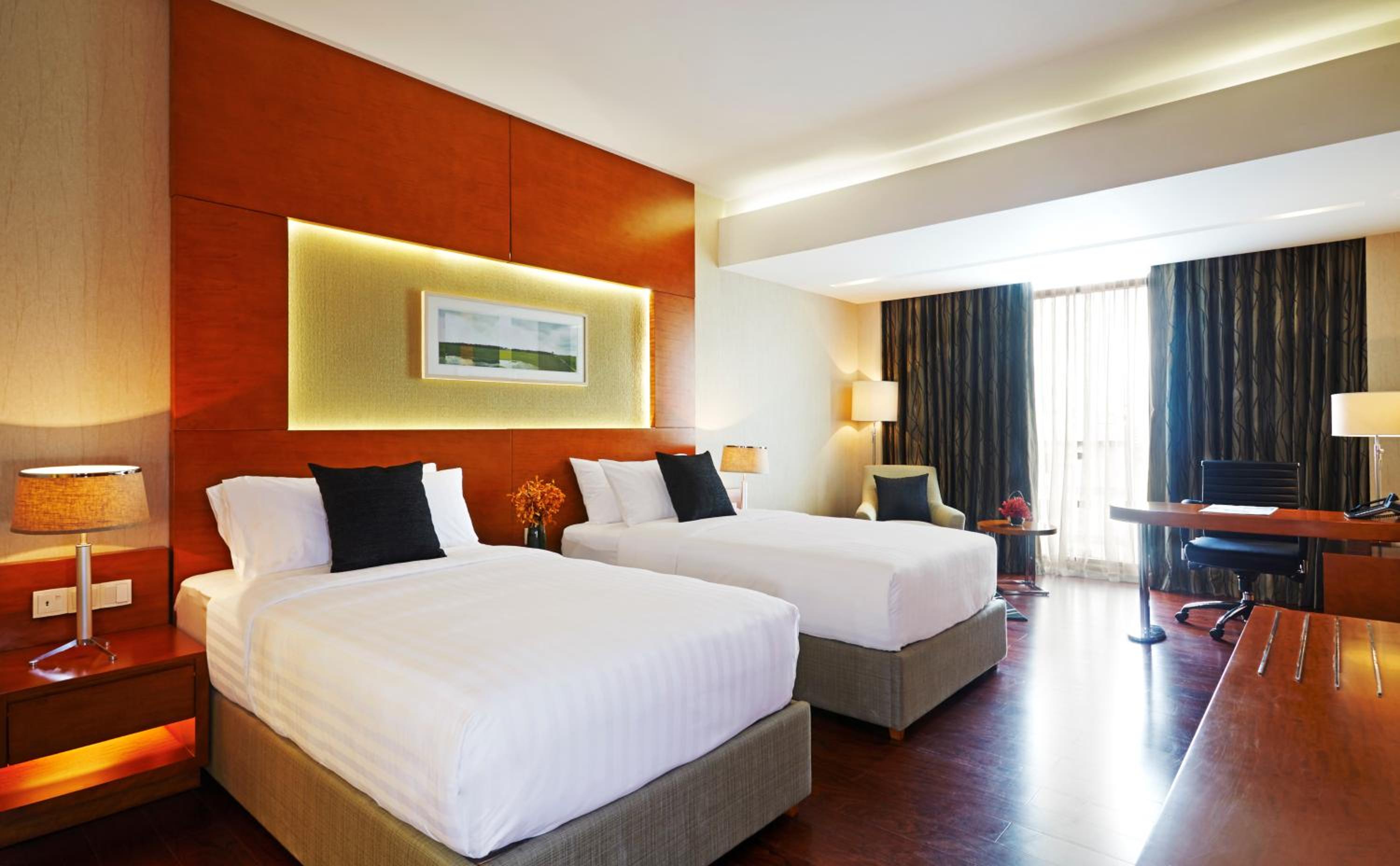 Deluxe Twin Room photo 3