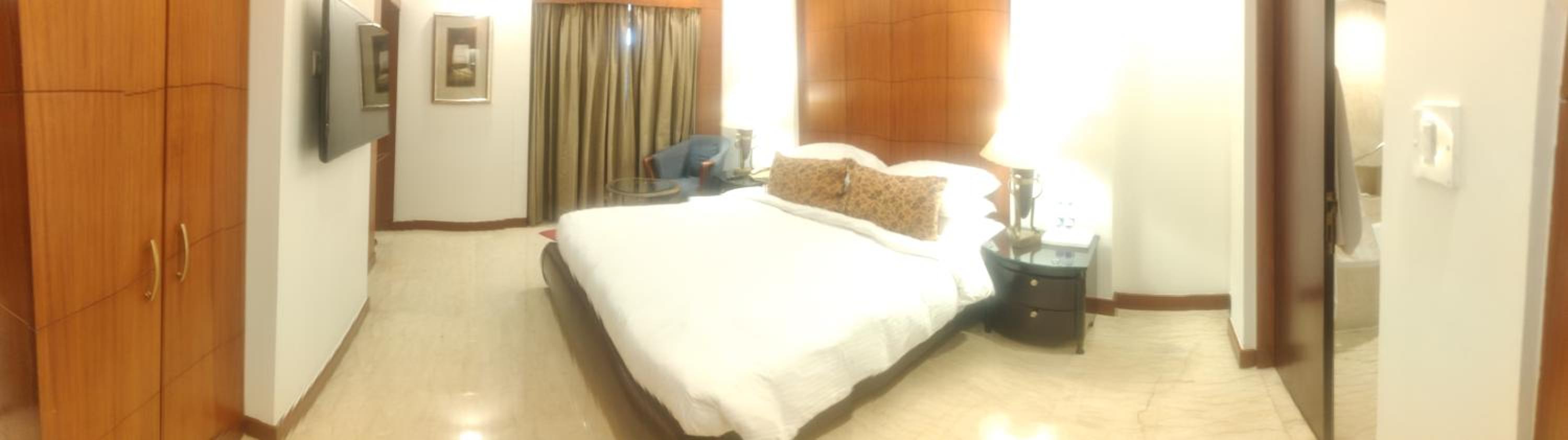 Deluxe Suite Room - Photo 8