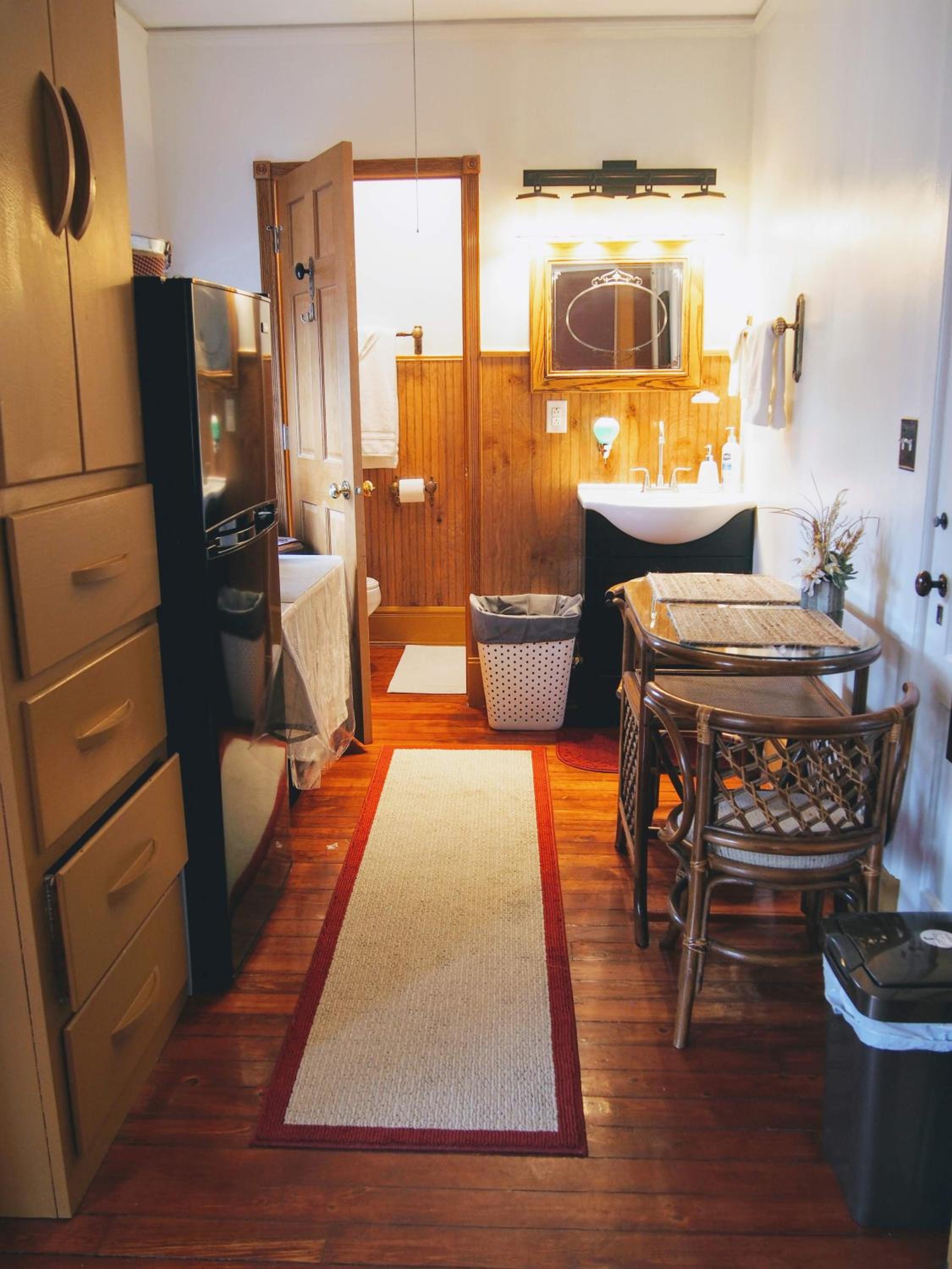 Queen Room - Photo 2