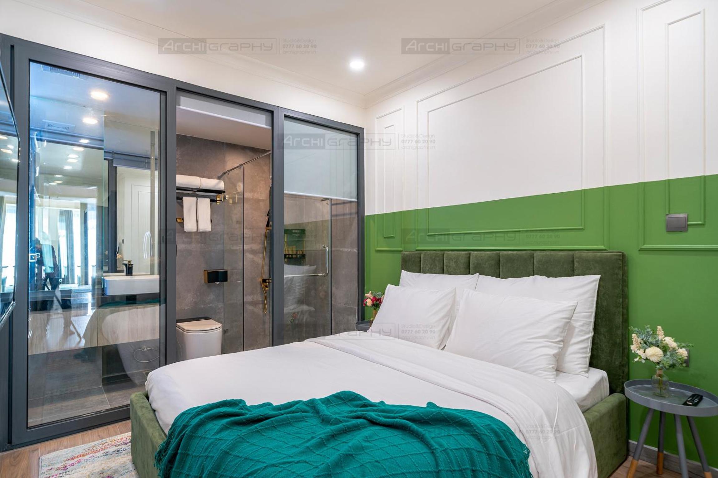 Standard King Room photo 1