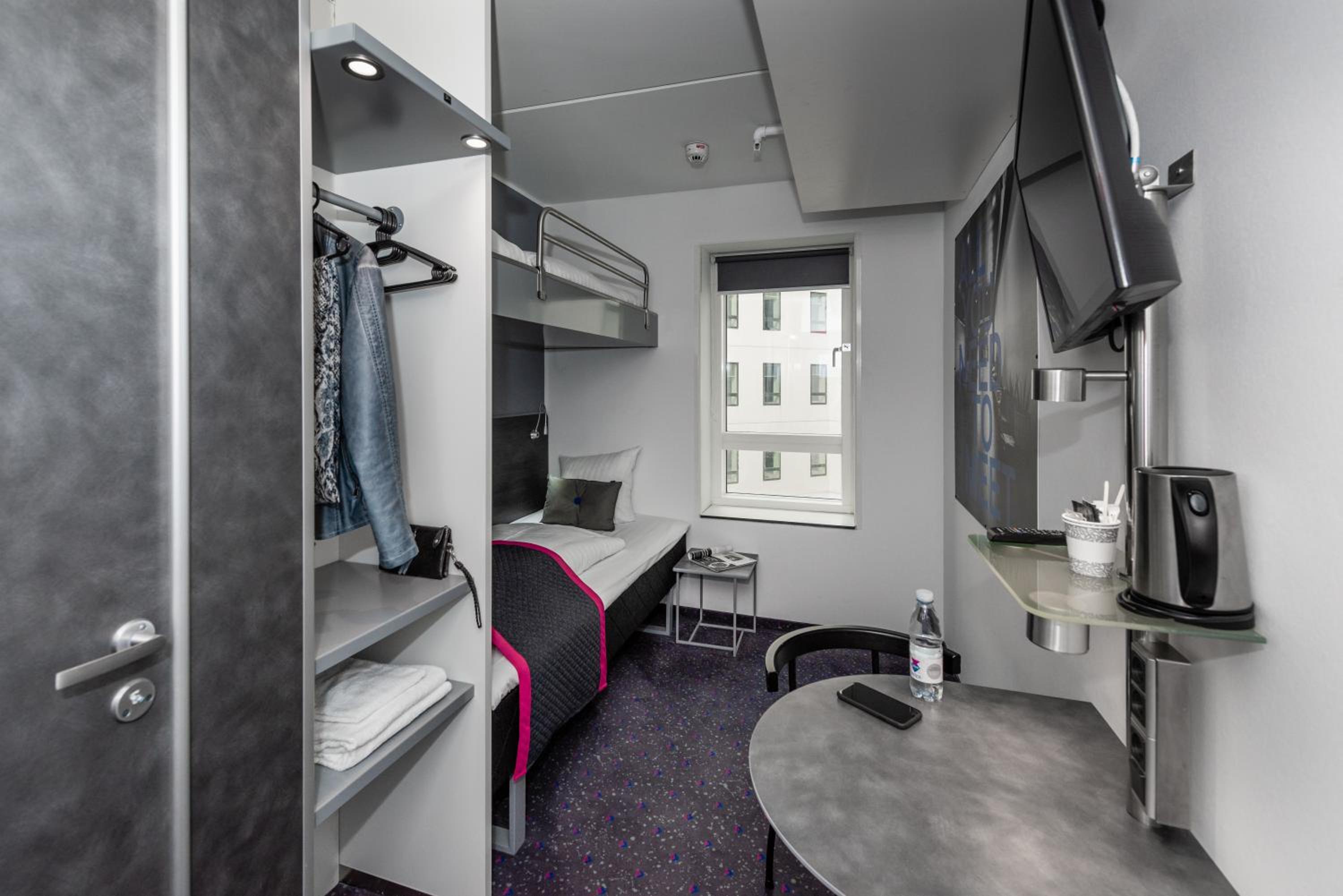Economy Twin Room