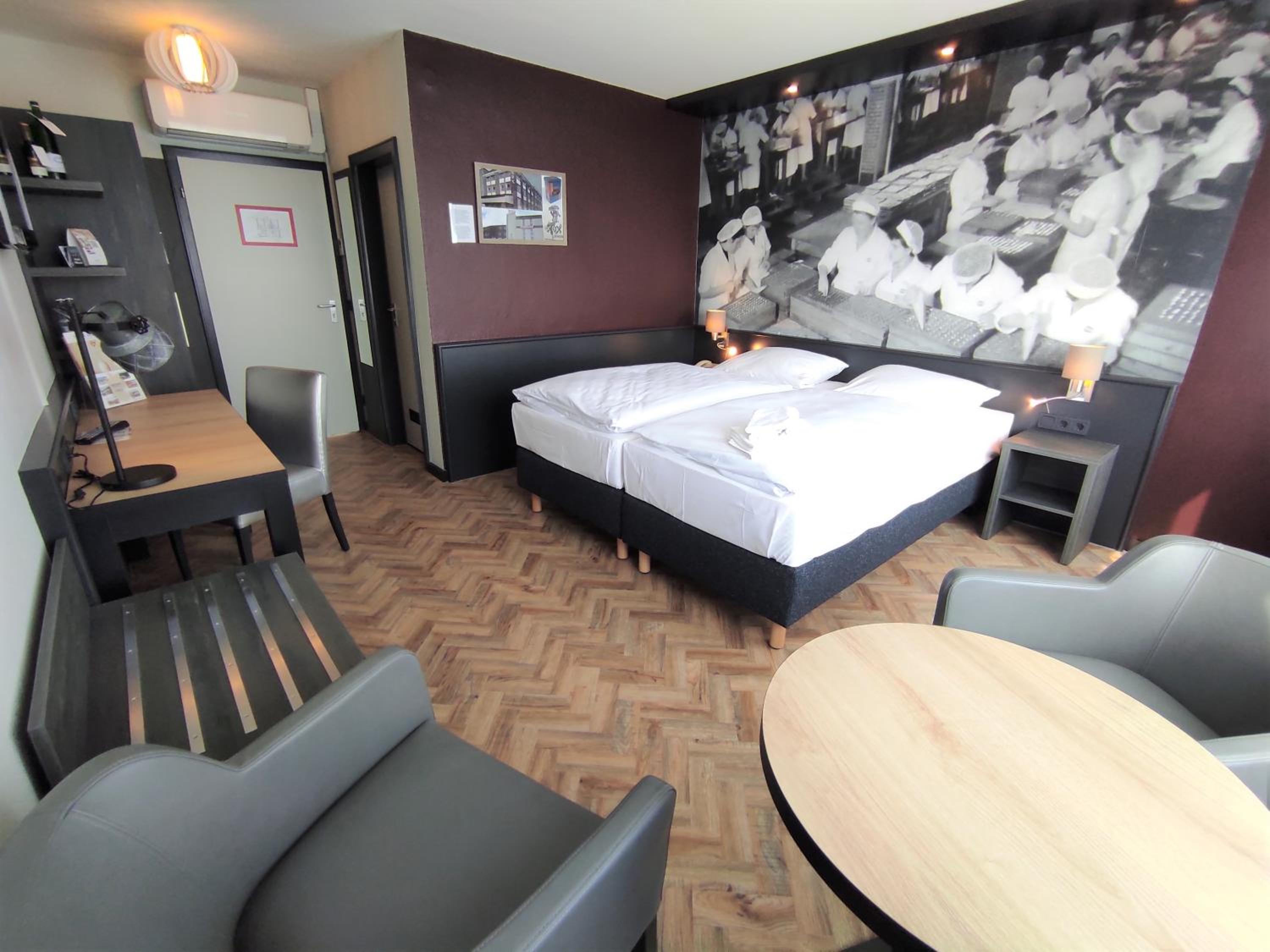 Superior Double Room - Photo 8