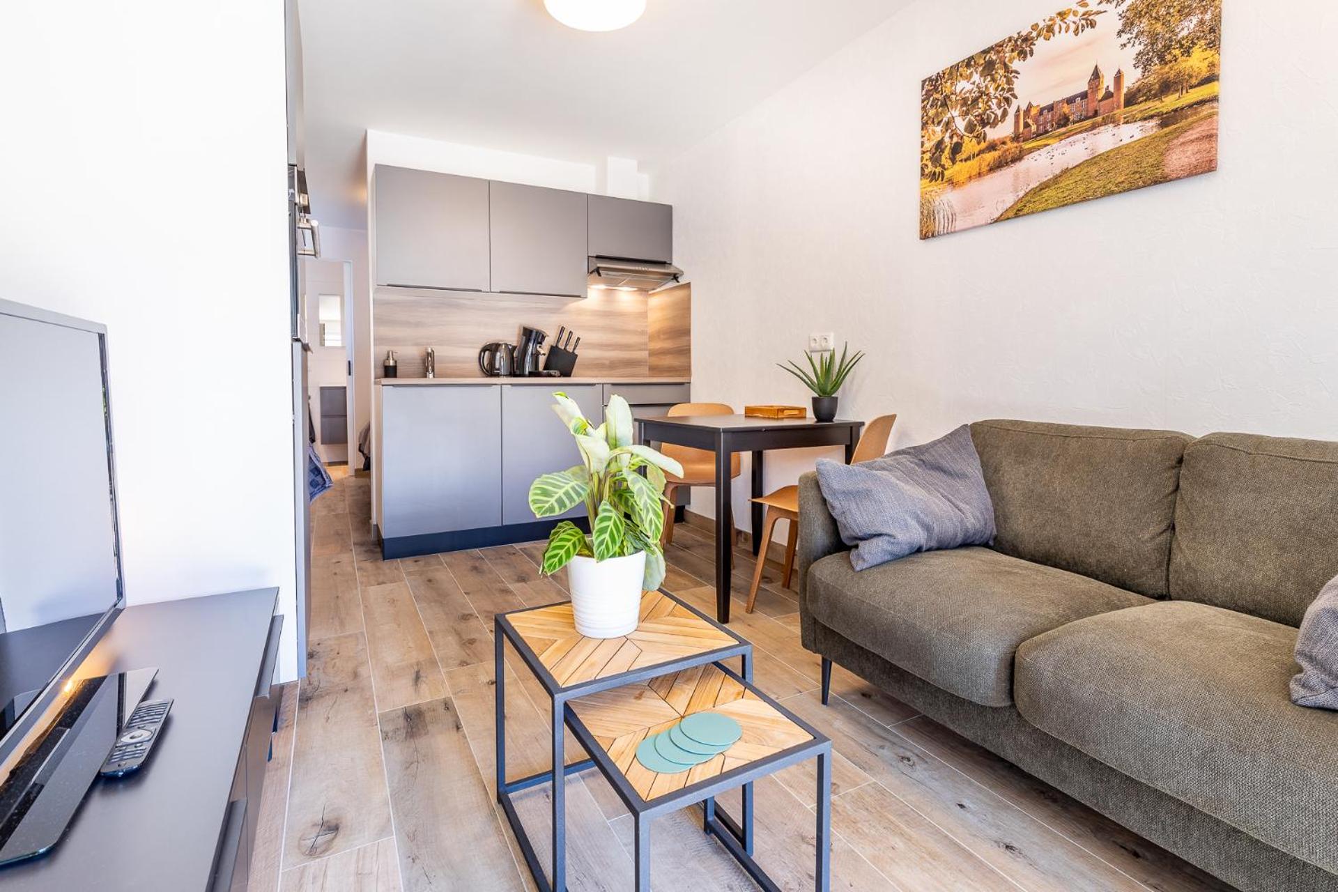 One-Bedroom House photo 1