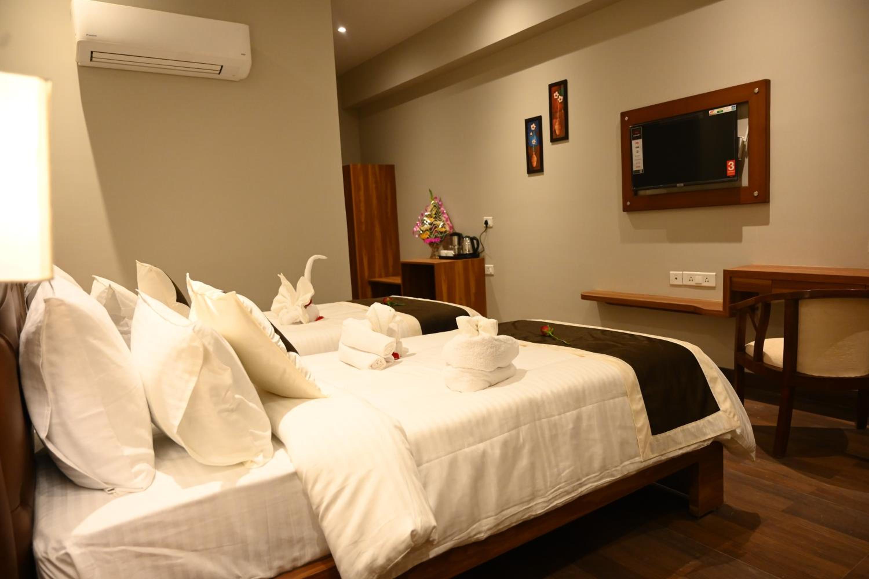 Deluxe Twin Room - Photo 1