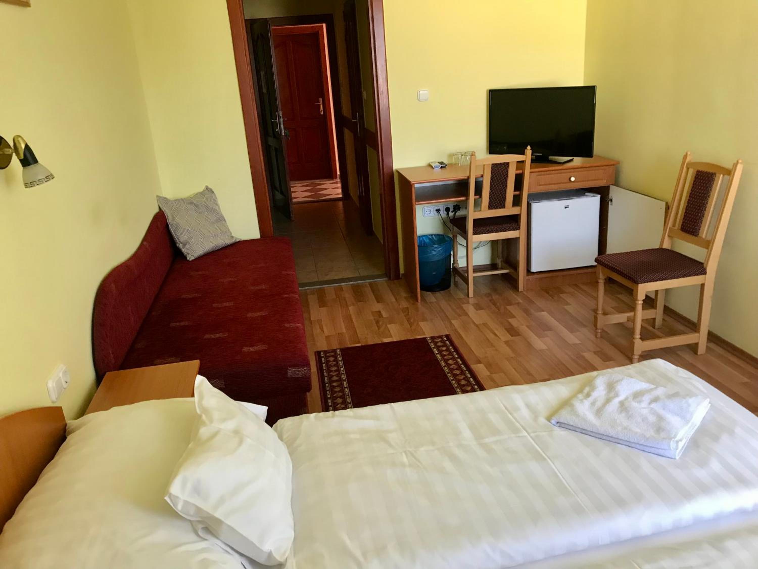 Classic Triple Room photo 1