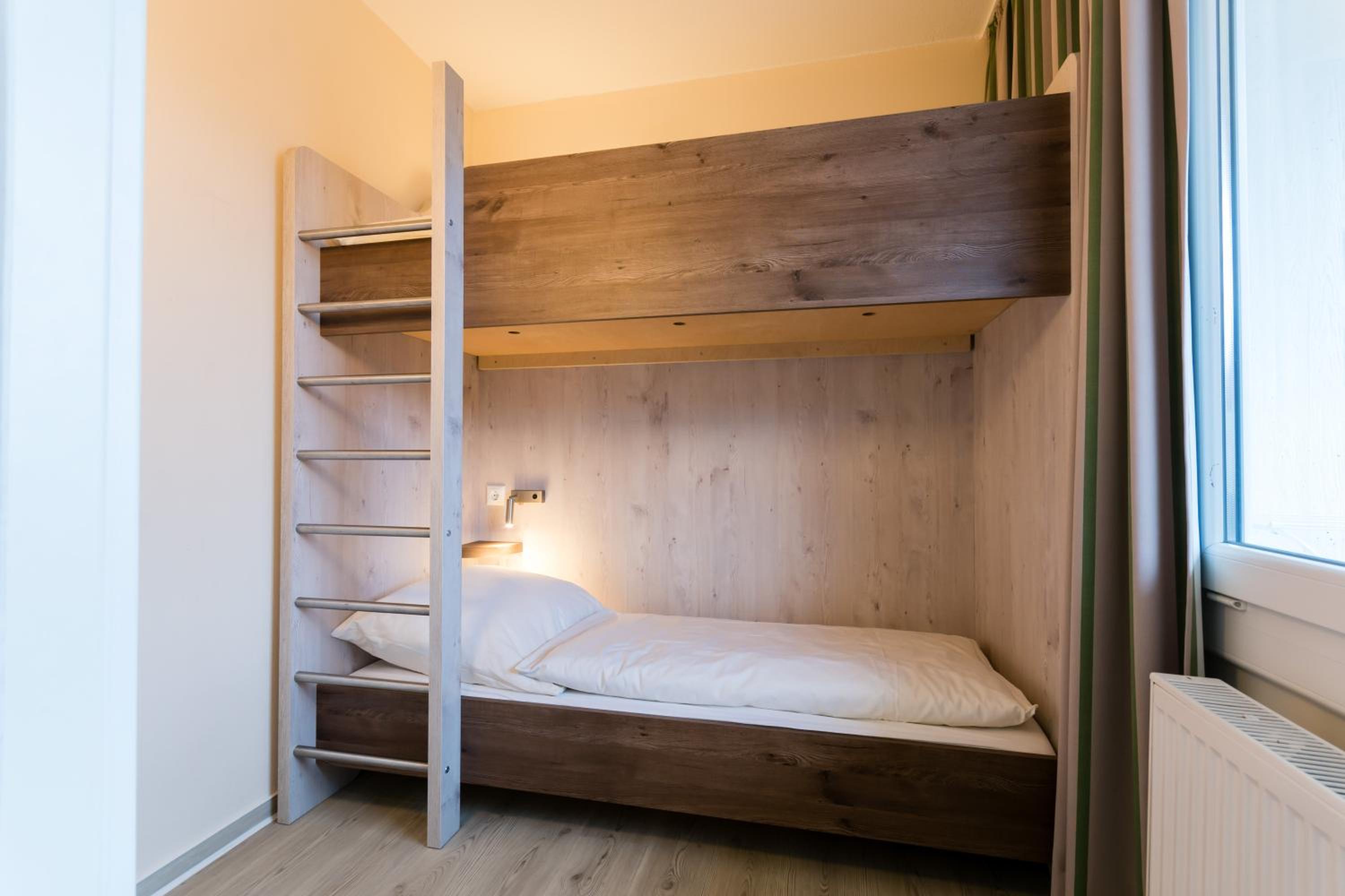 Superior Family Apartment photo 3