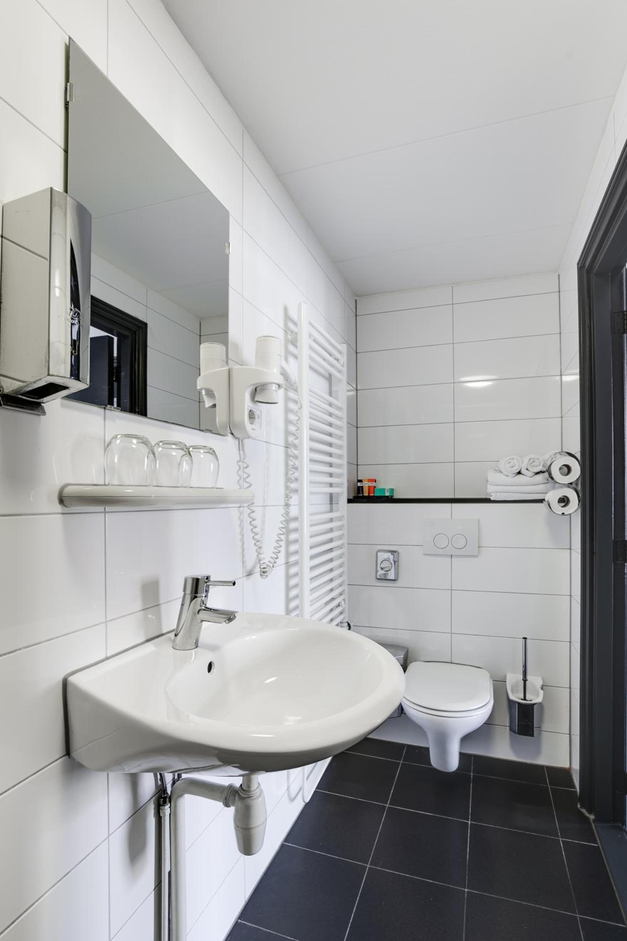 Deluxe Triple Room photo 3