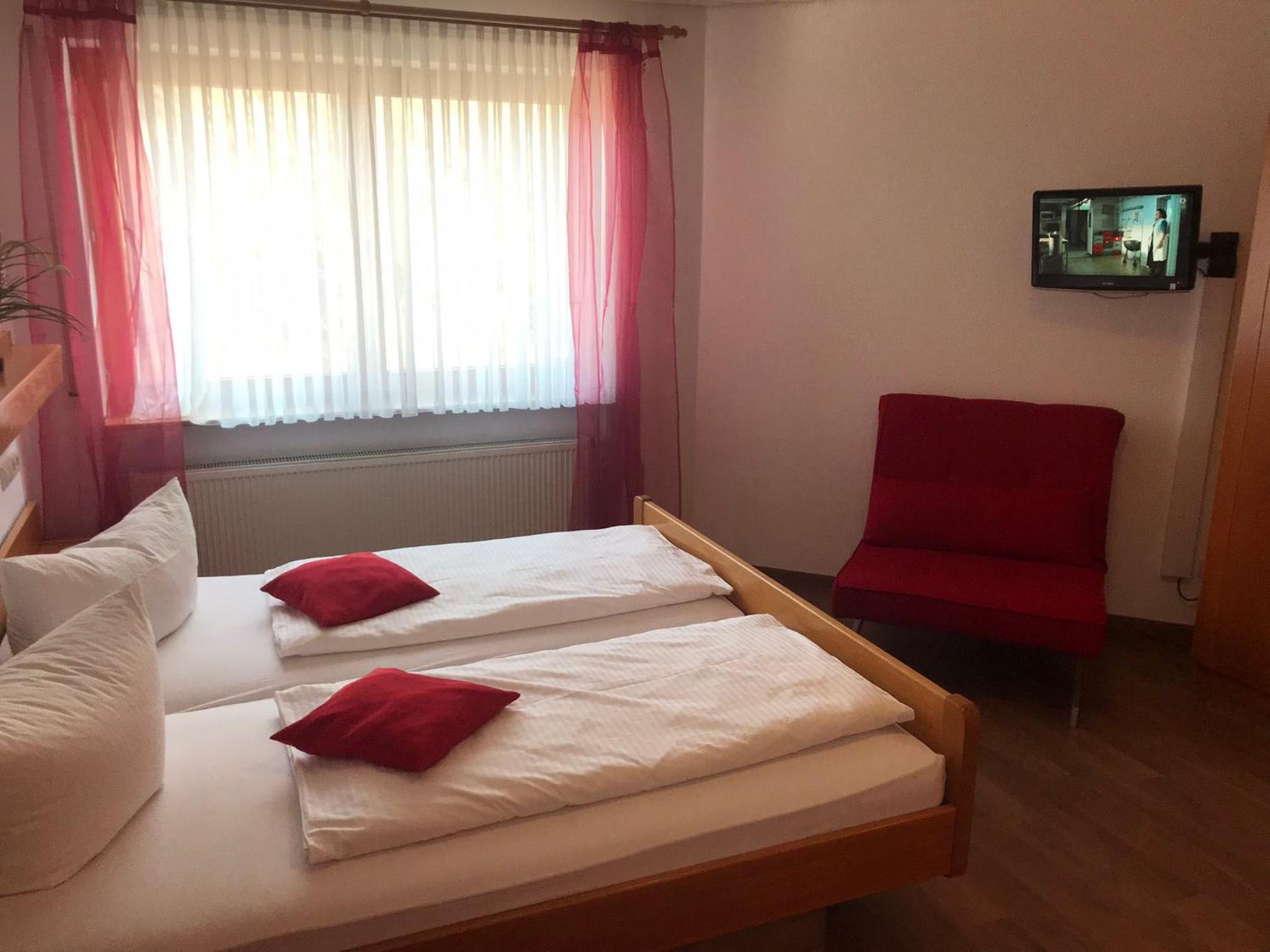 Double Room with Balcony - Photo 1