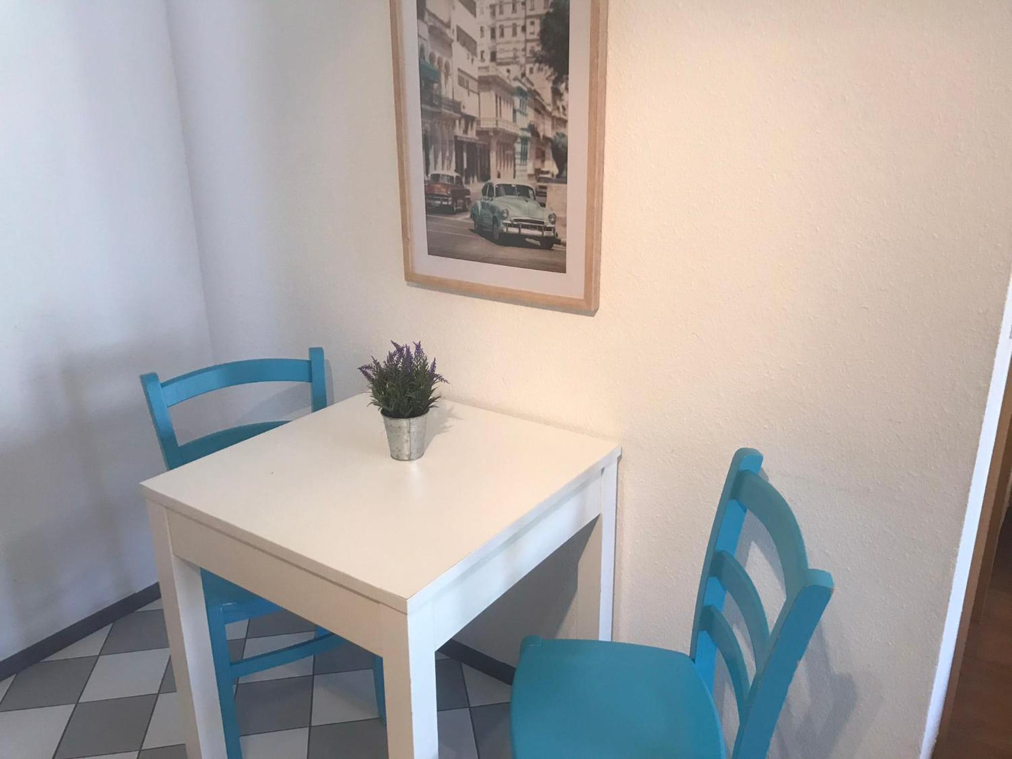 Apartment with Balcony - Photo 5