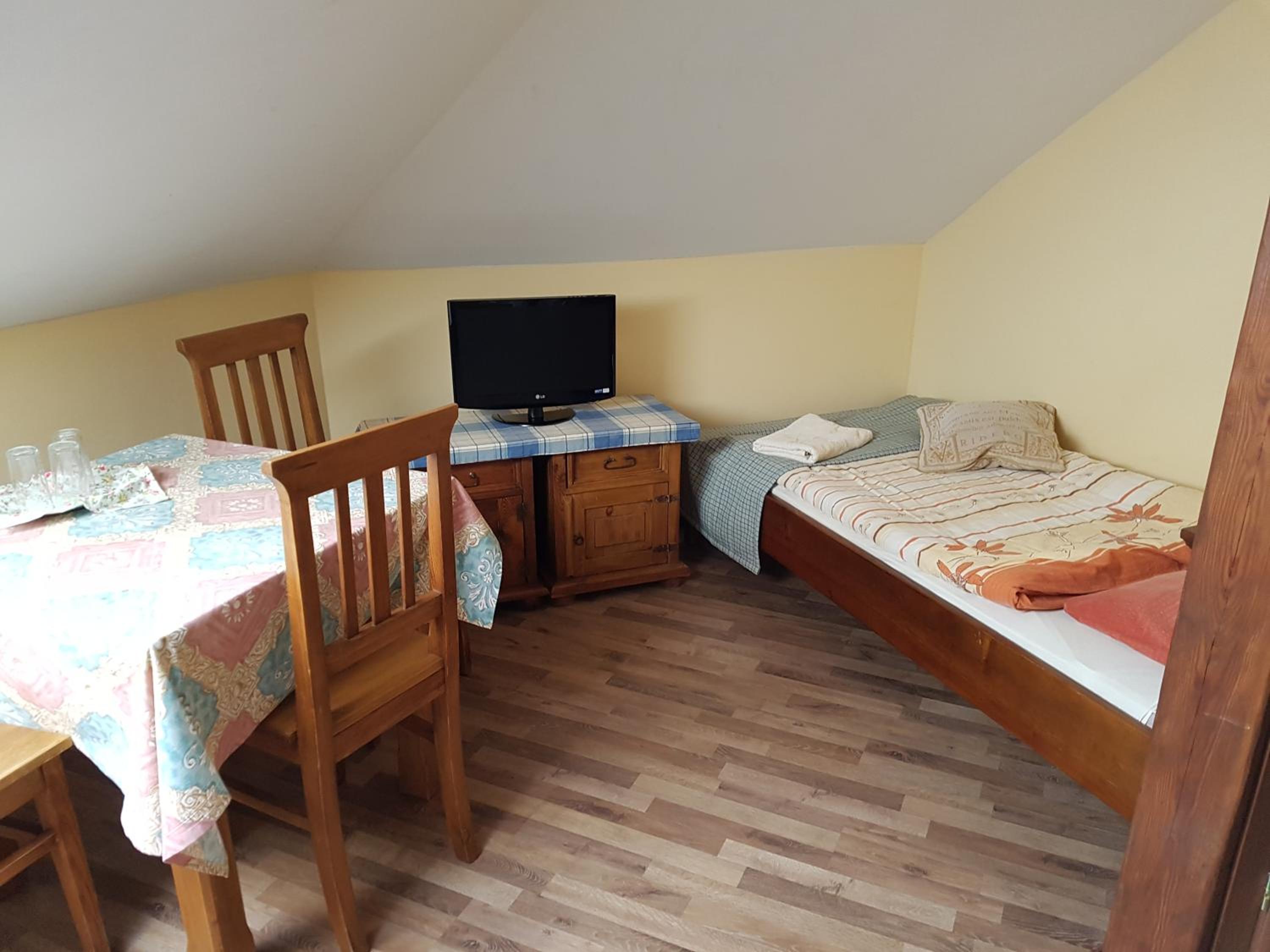 Standard Double Room with Two Double Beds - Photo 5