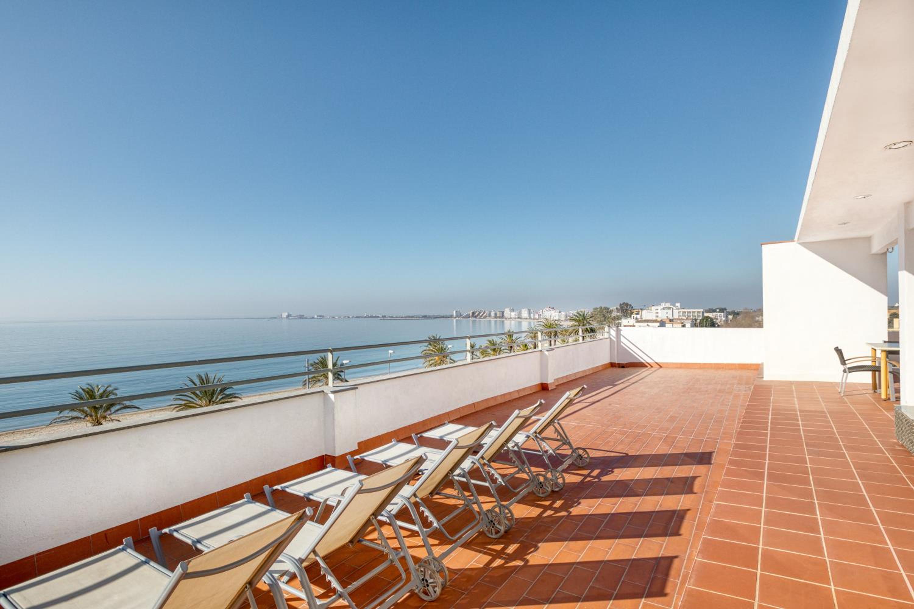Apartment with Sea View photo 2