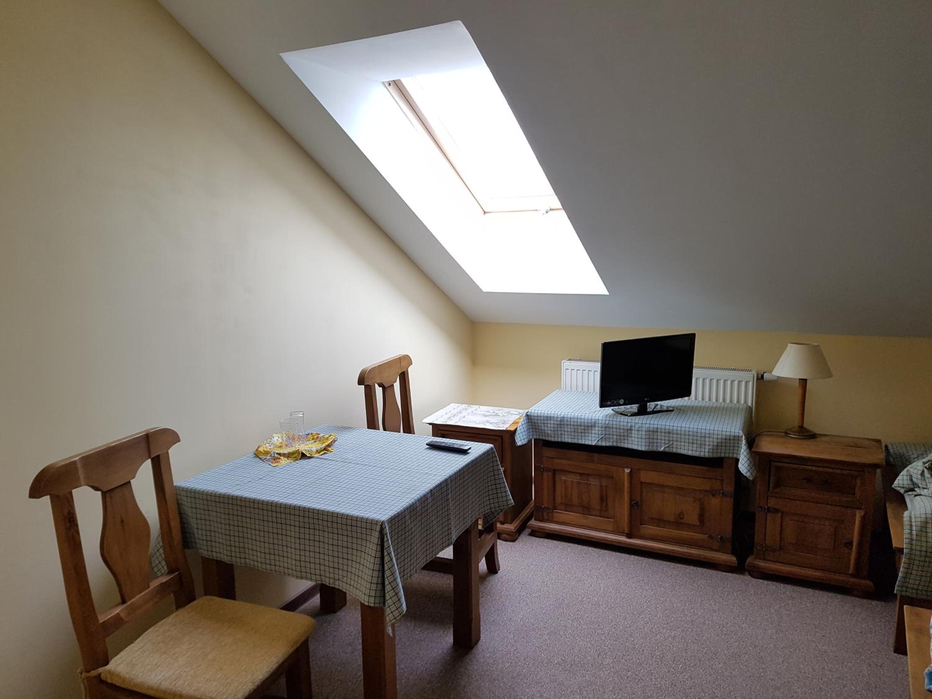 Standard Double Room with Two Double Beds - Photo 6