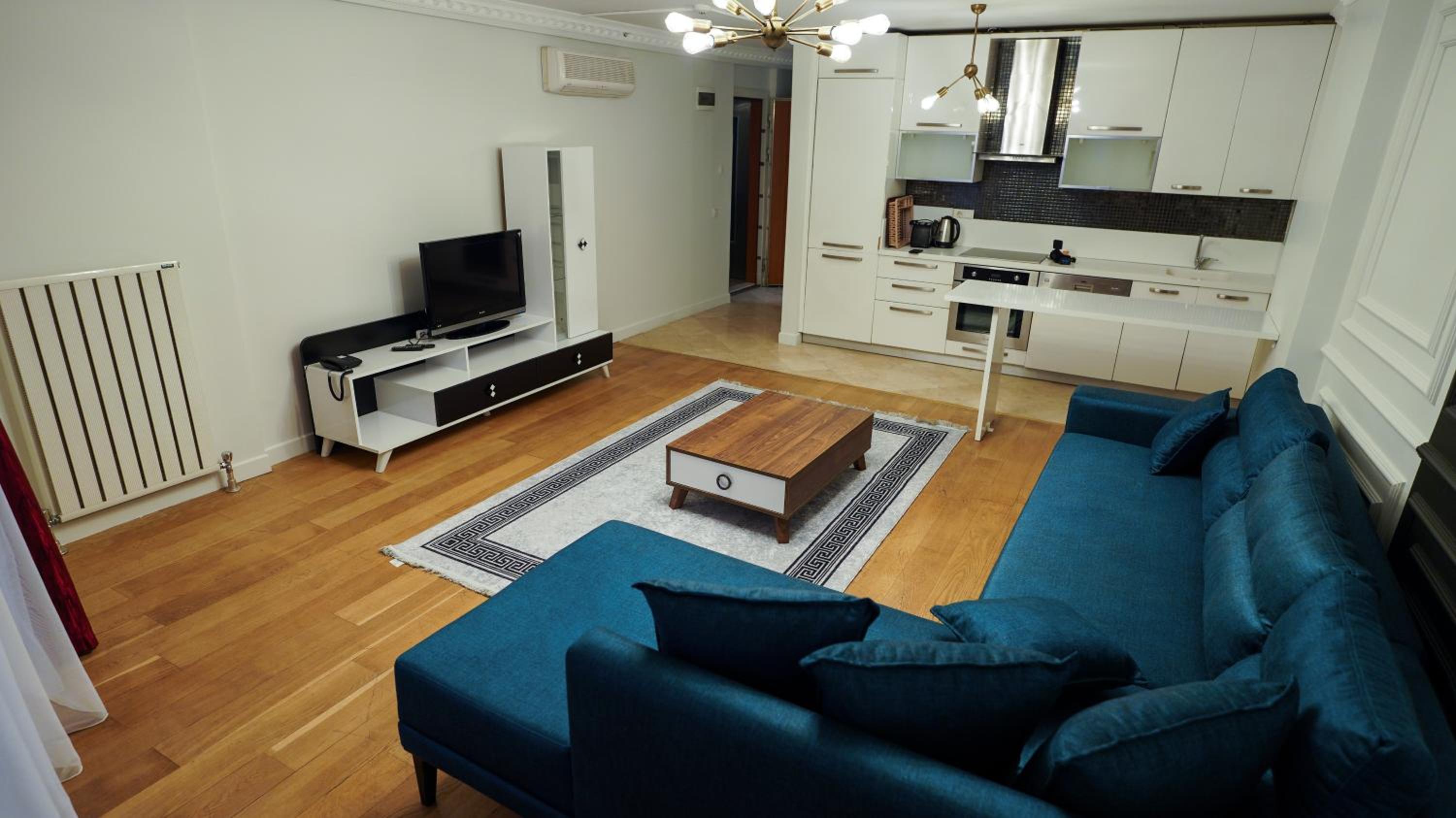 Two-Bedroom House photo 2