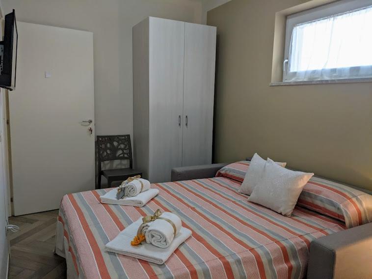 Small Double Room photo 2