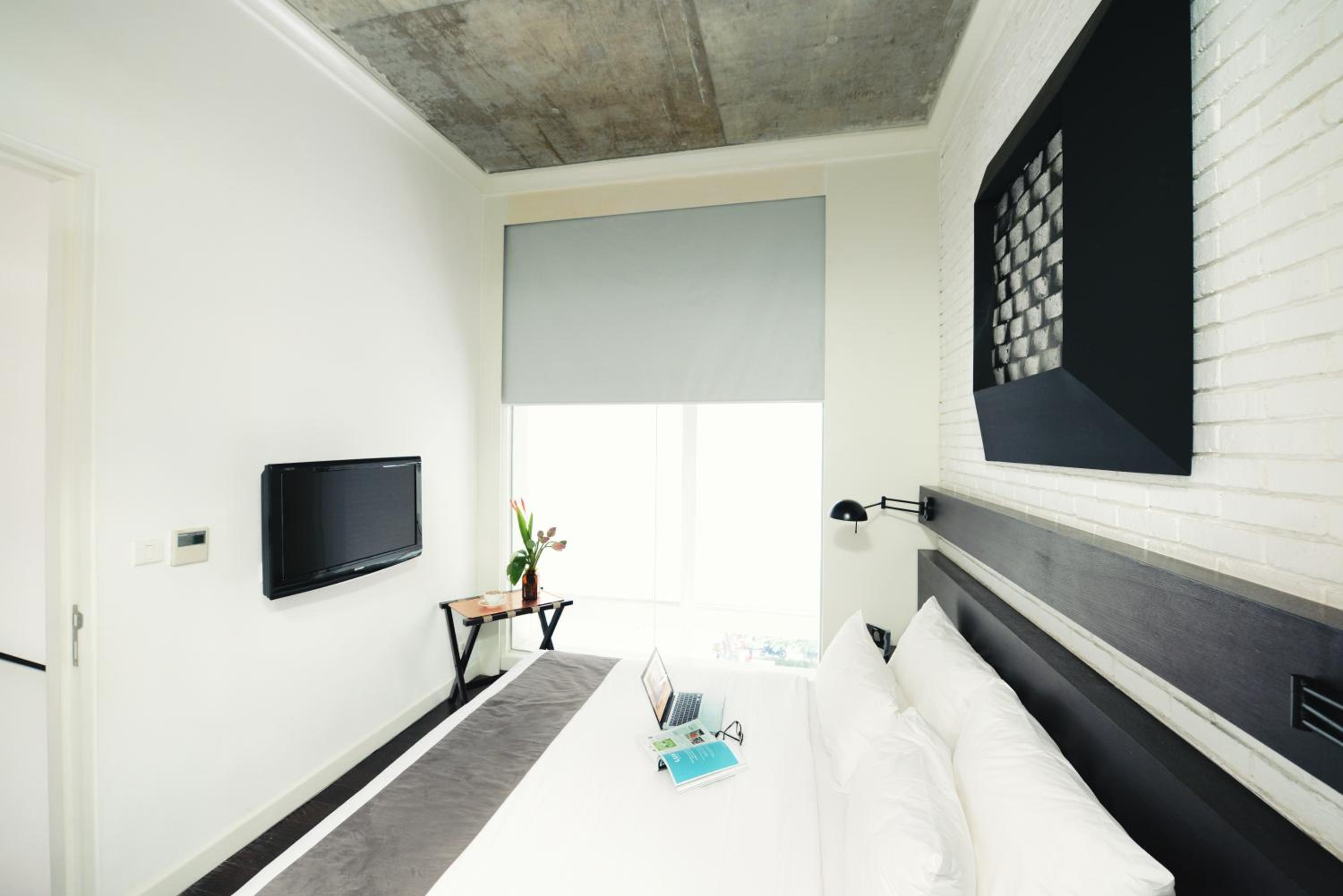 One-Bedroom Executive - Photo 7