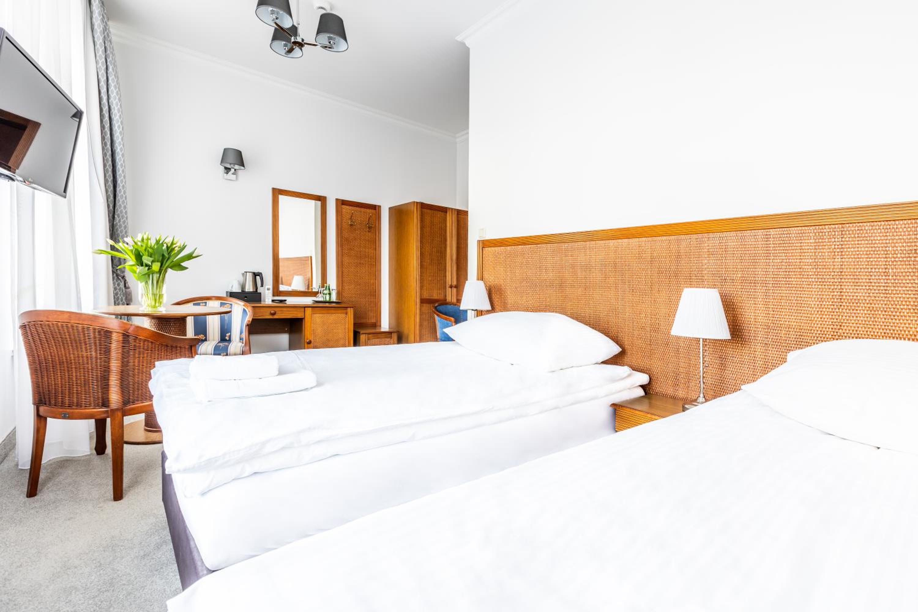 Standard  Double Room - Photo 5