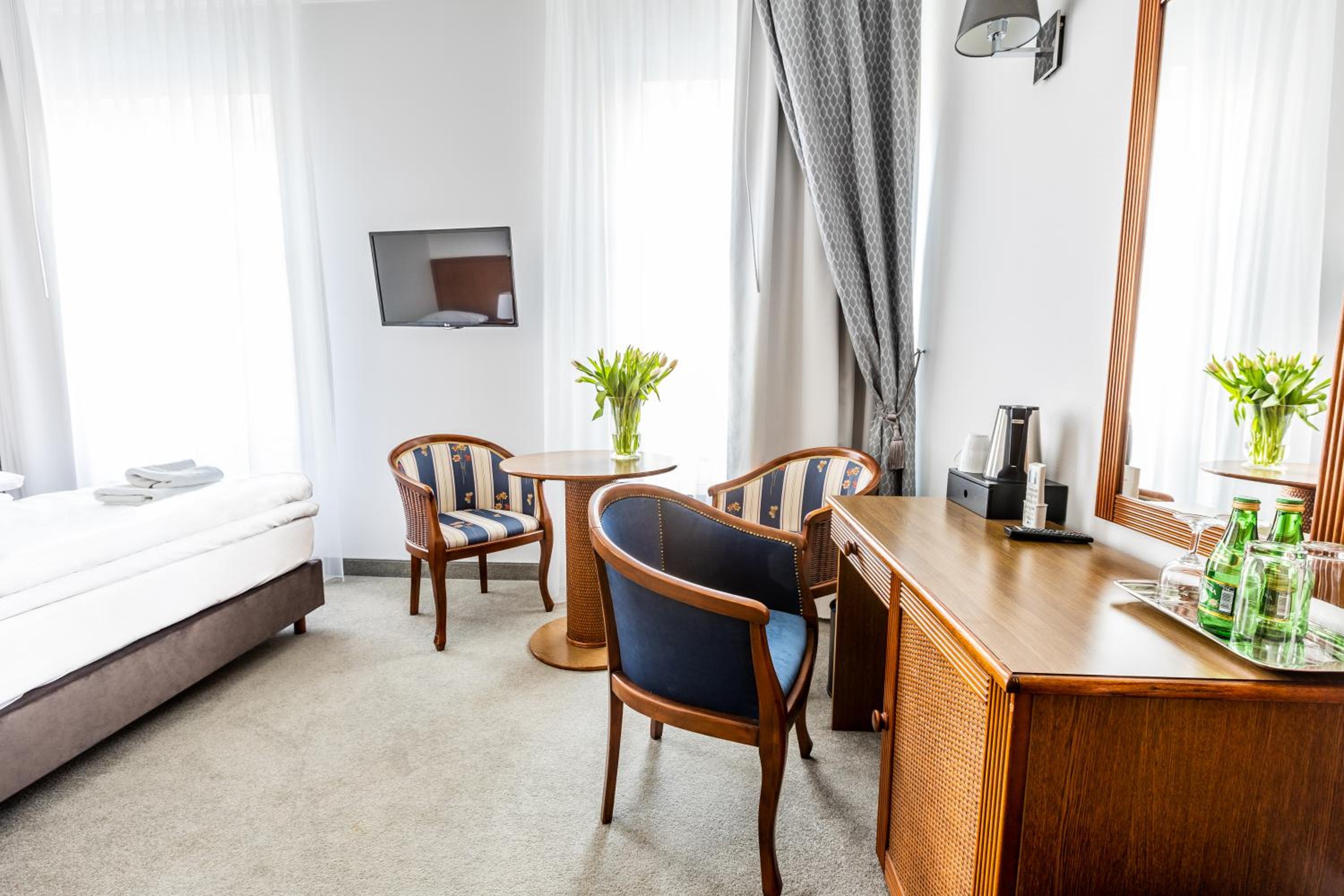 Standard  Double Room - Photo 1