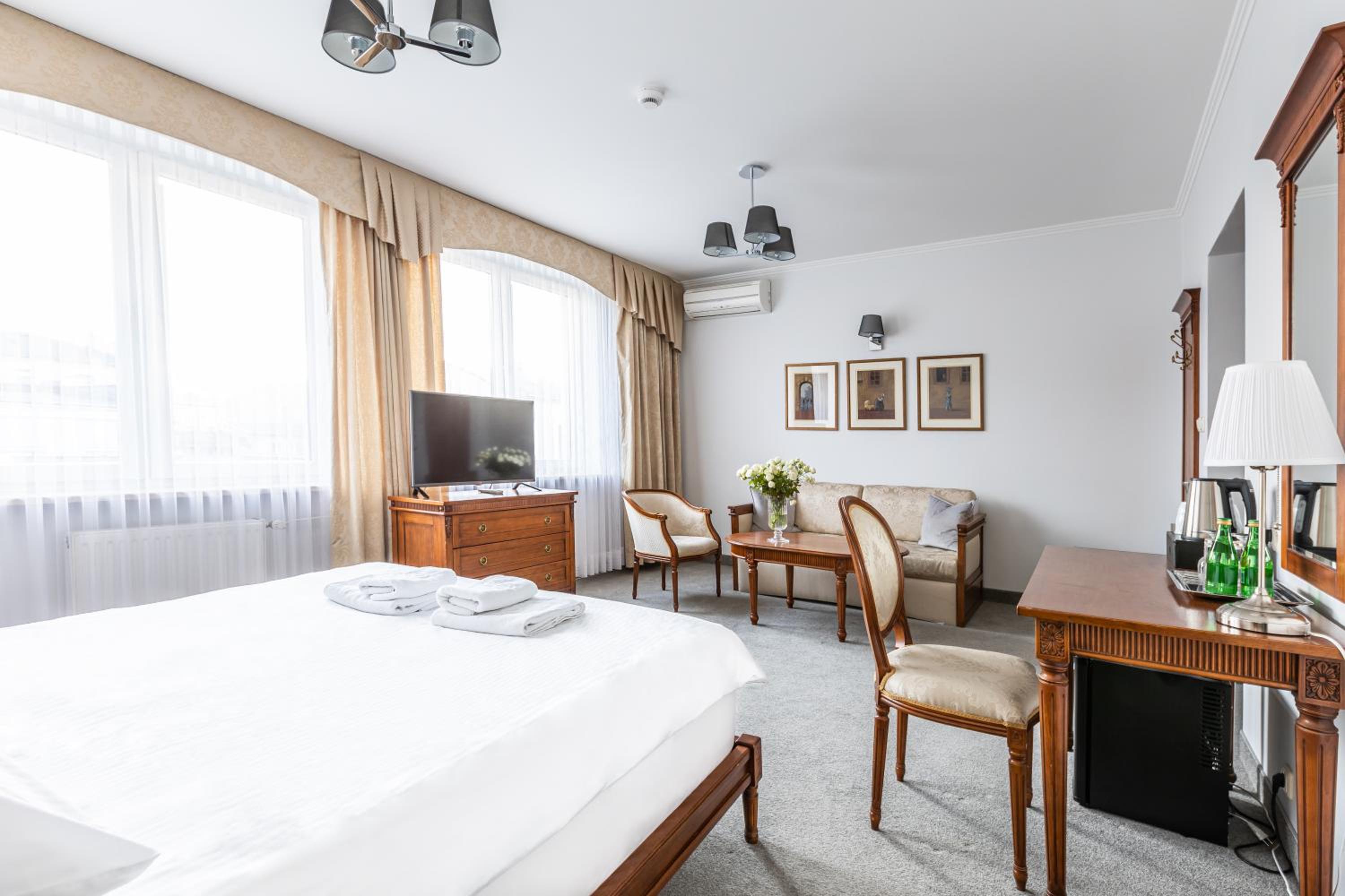 Deluxe Double Room - Photo 4