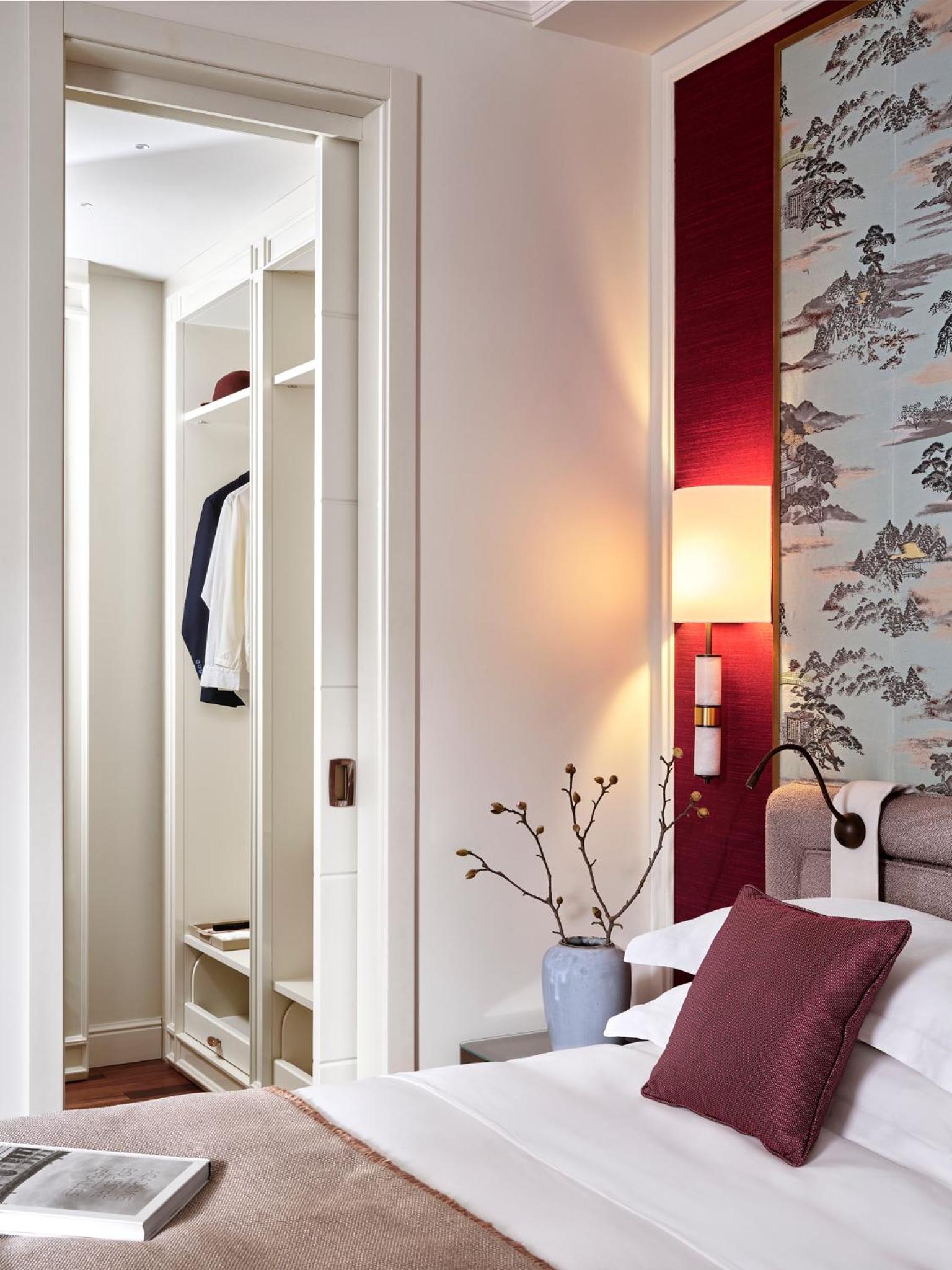 Prestige Suite (Non Smoking) thumbnail 6