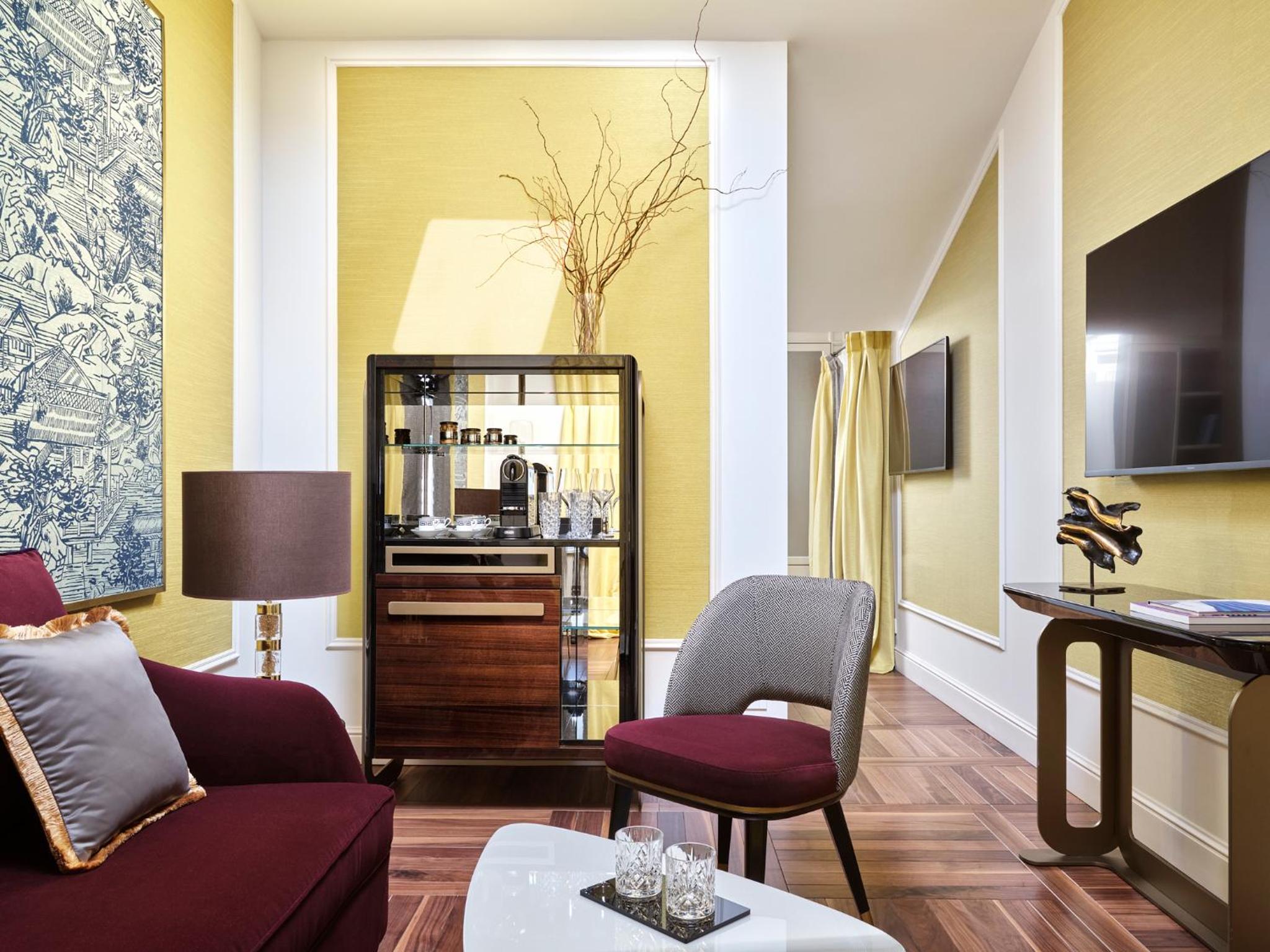 Available room