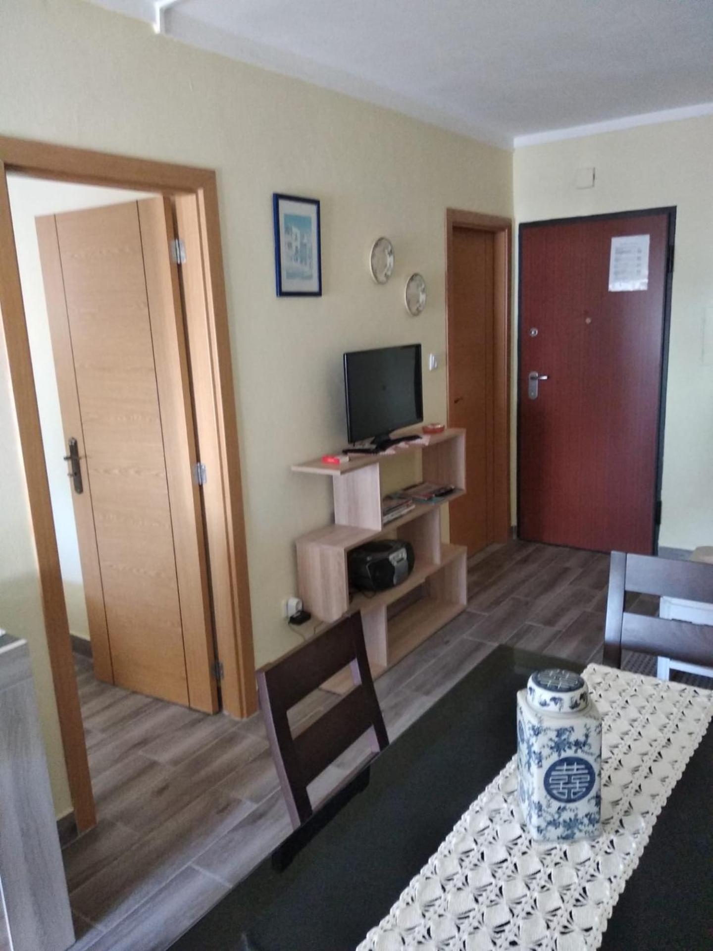 One-Bedroom Apartment With Garden View photo 1