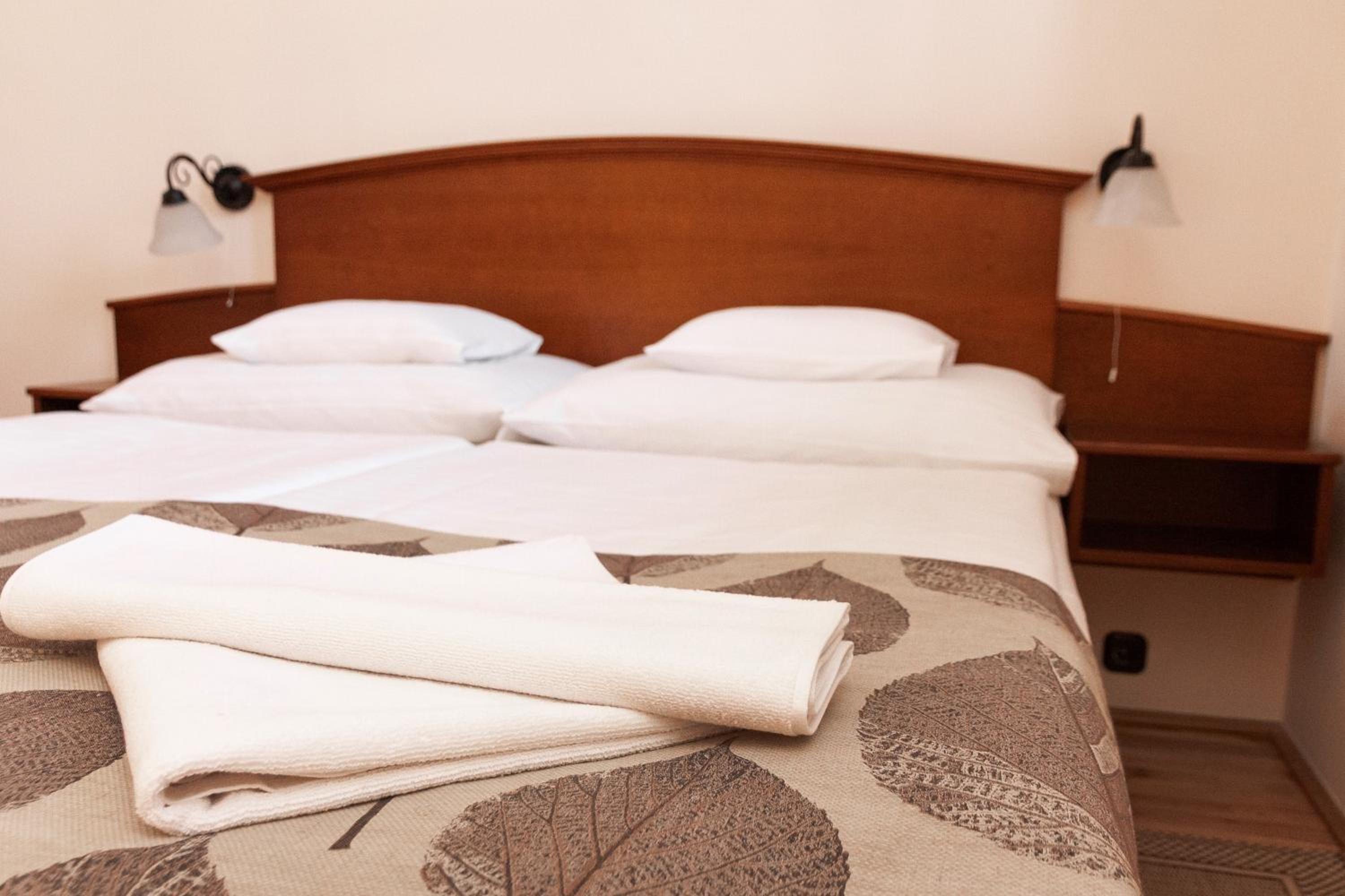 Standard Double Room - Photo 4