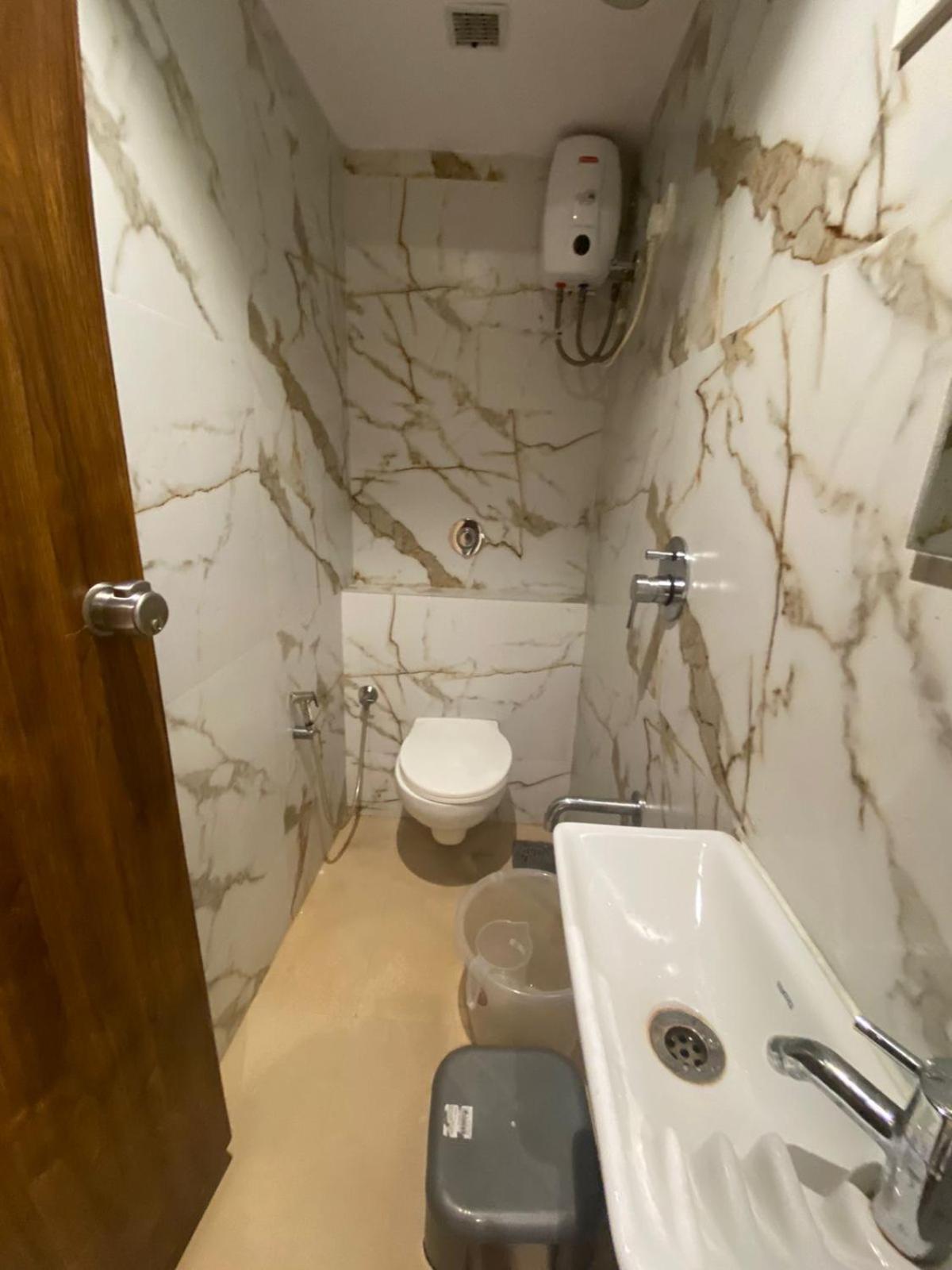 Standard Double Room - Photo 2