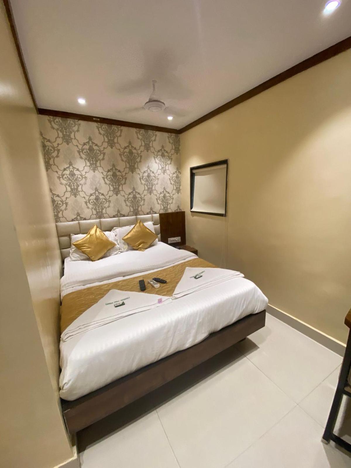 Standard Double Room - Photo 6