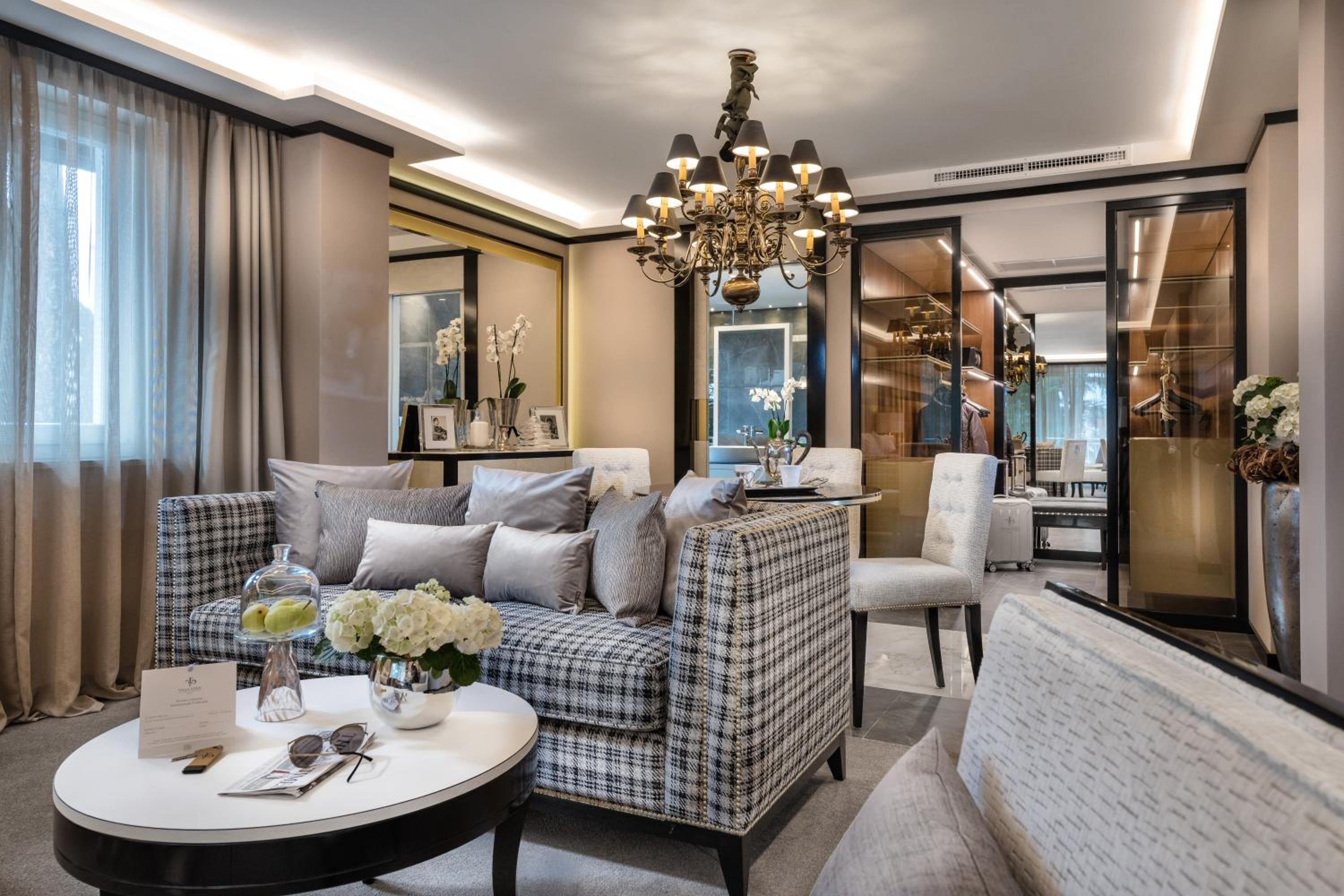 King Suite photo 2