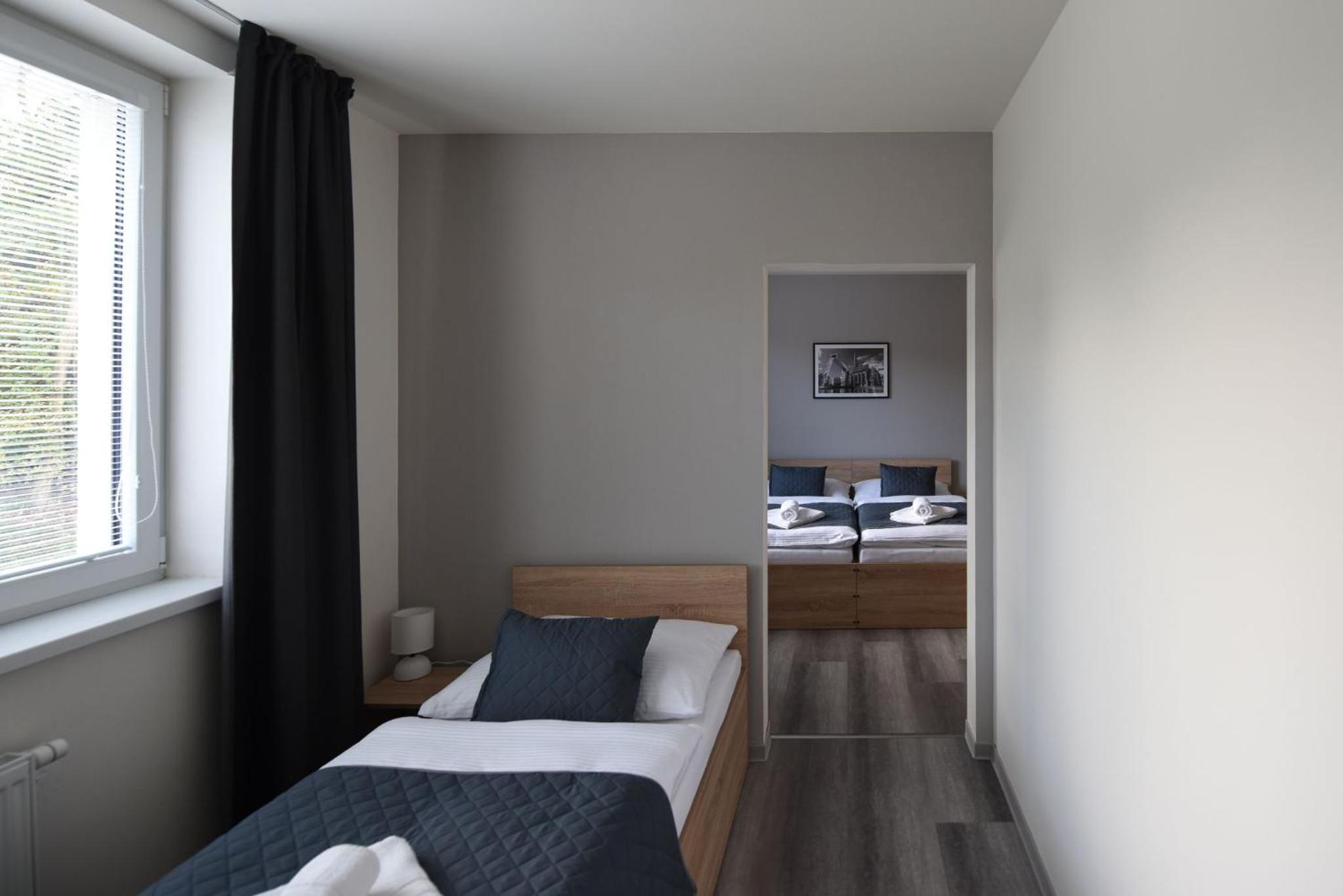 Triple Room with Private Bathroom - Photo 3