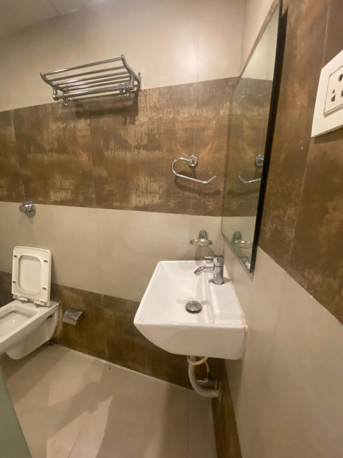 Deluxe Triple Room - Photo 2