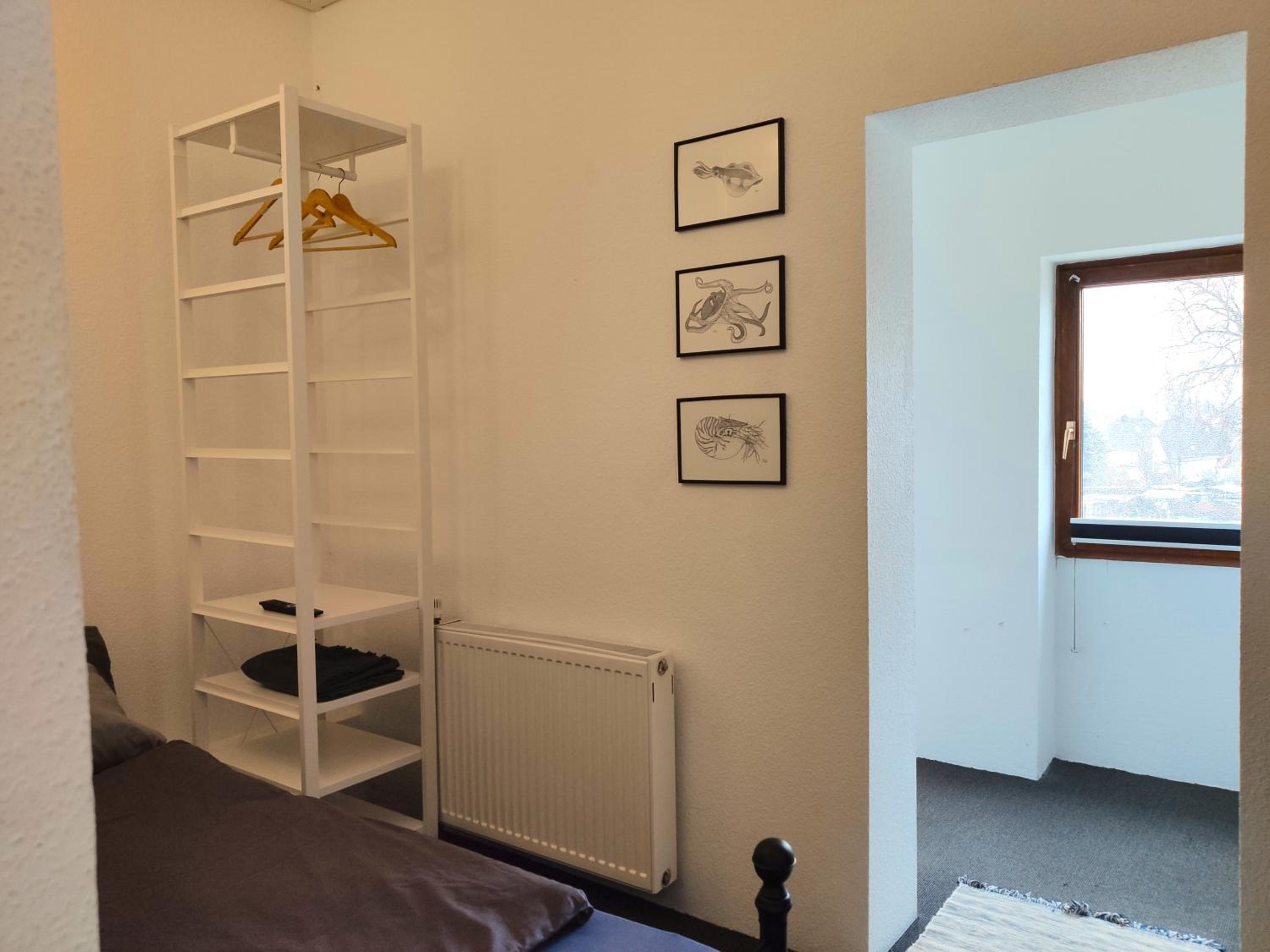 One-Bedroom Apartment photo 2